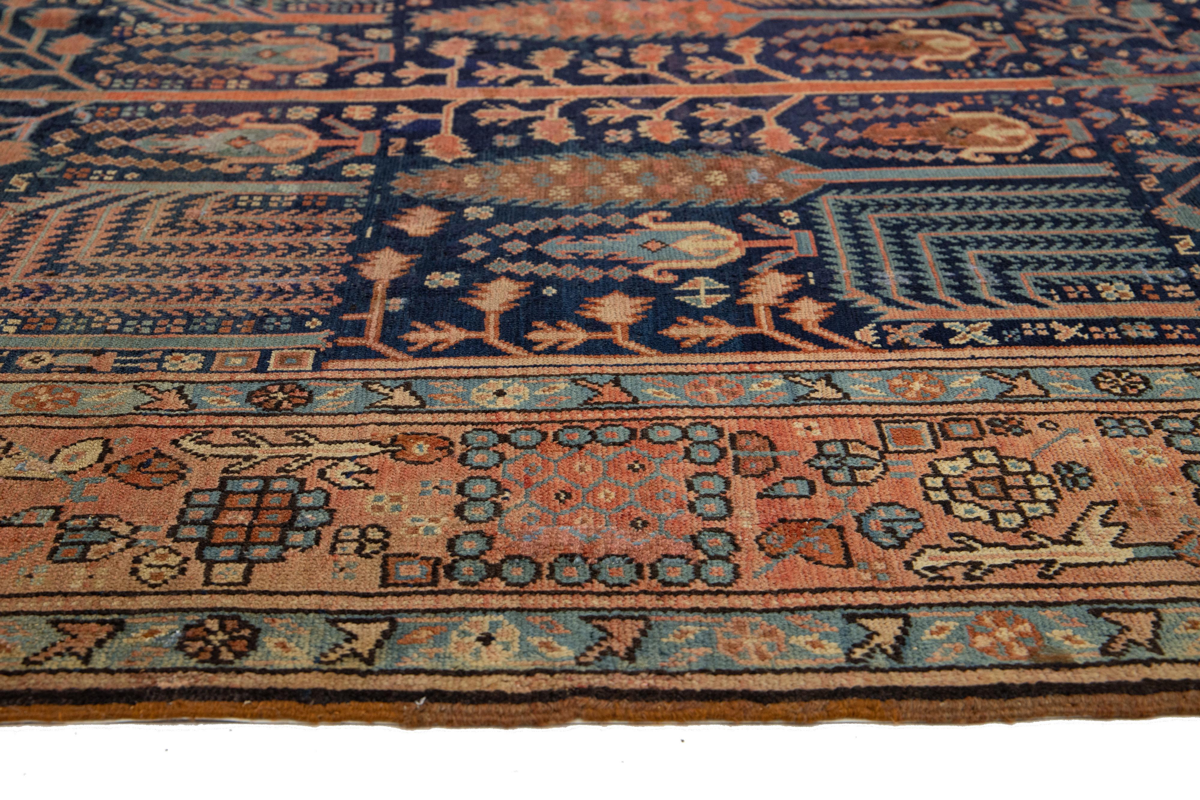 1900s Blue Antique Persian Bakshaish Wool Rug Handmade with Allover Design (Tapis de laine persan Bakshaish fait à la main avec un design Allover) en vente 2