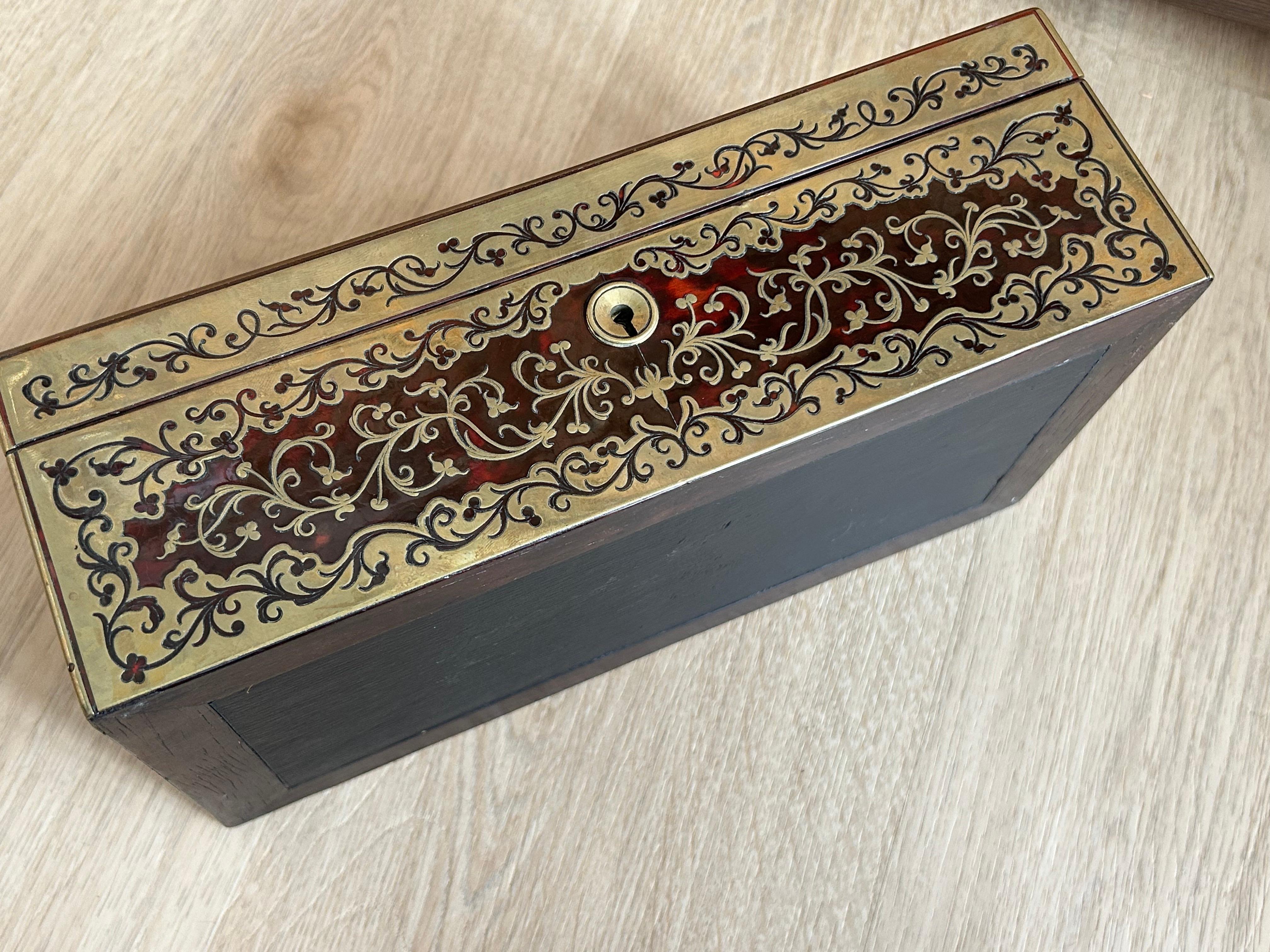 1900's Boulle Cigar box For Sale 2