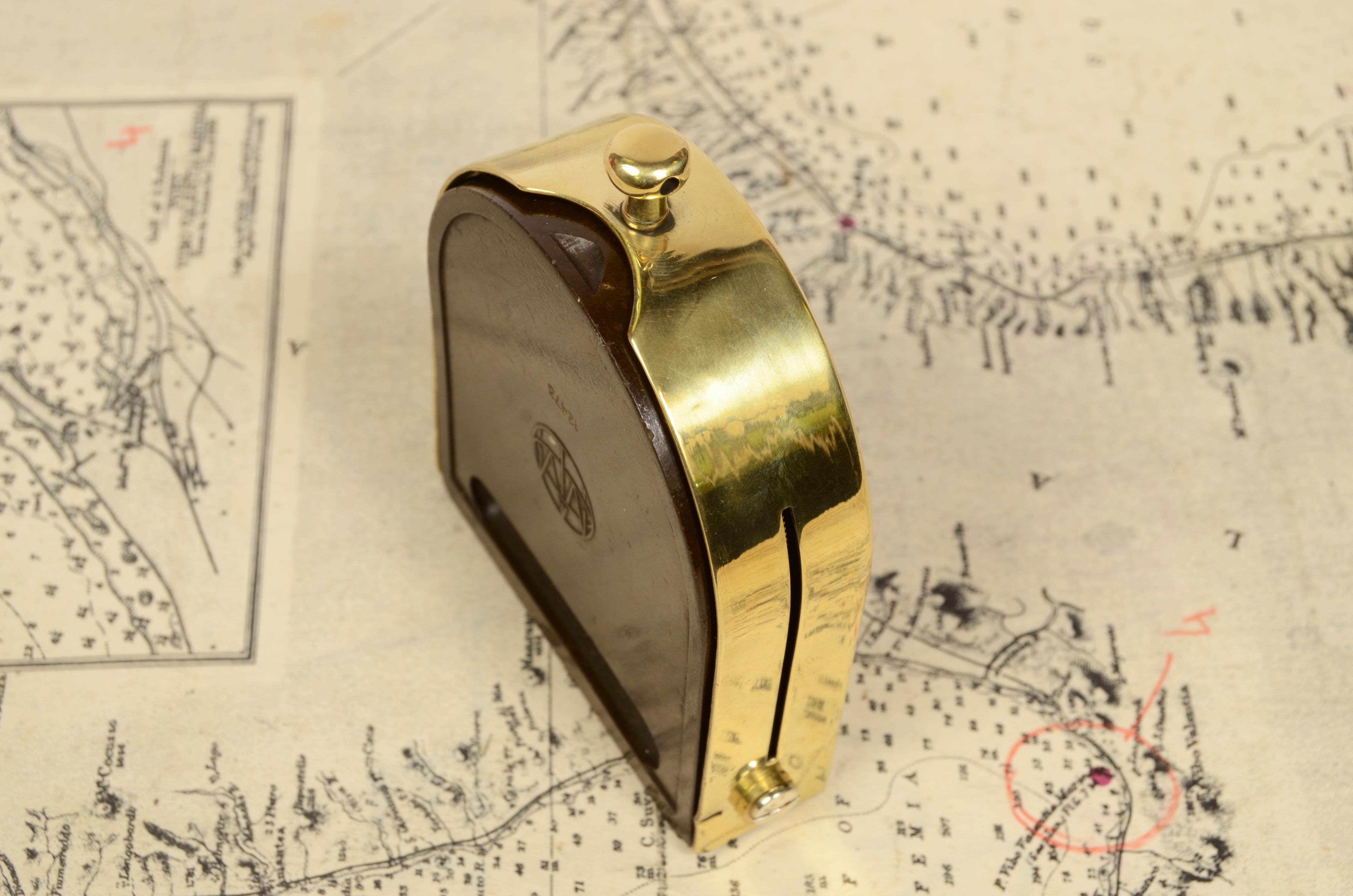 1900s Brass Bakelite Magnetic Topographer Compass Surveyor Measurement Instrumen For Sale 6