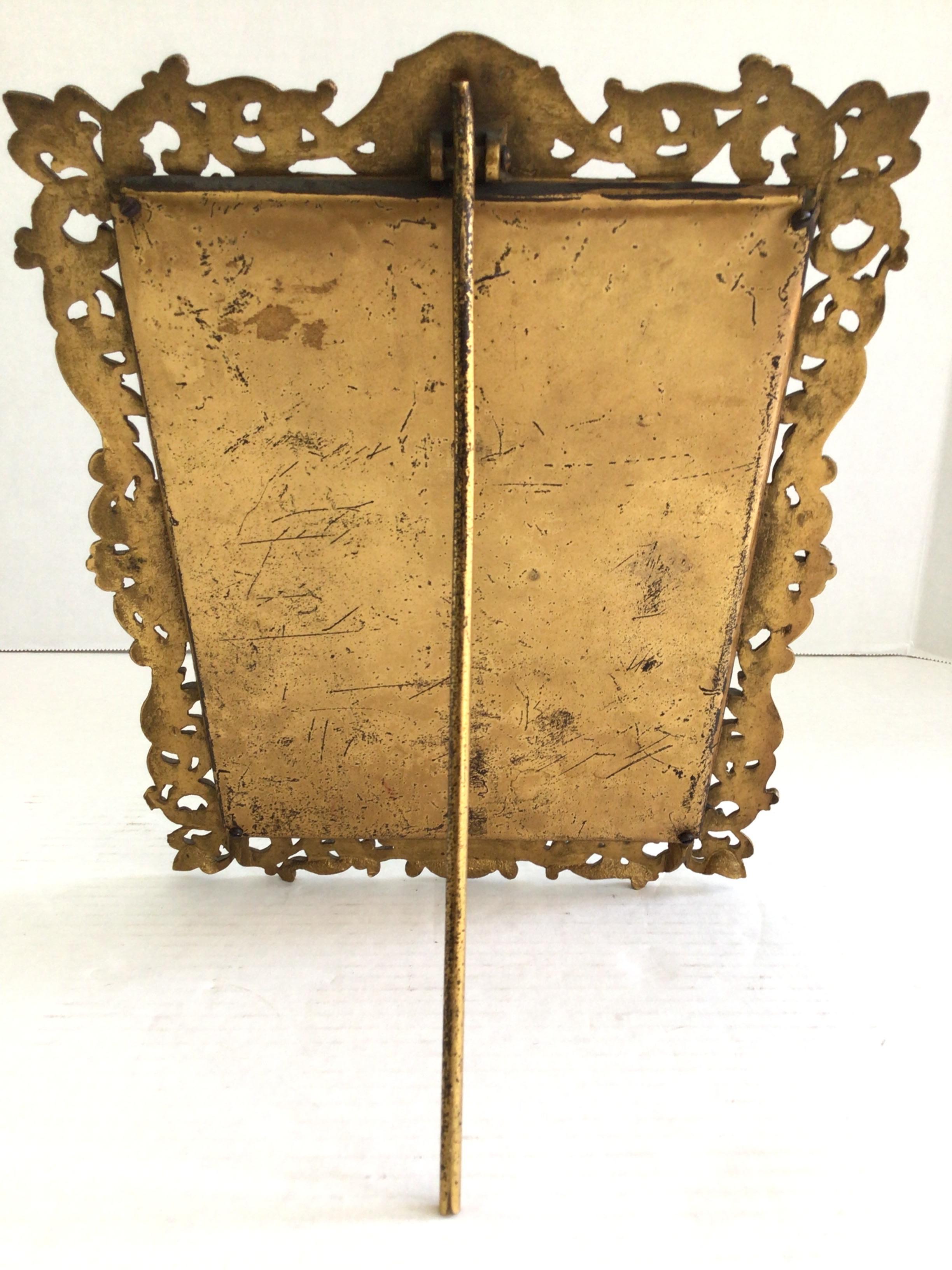 Espejo de justicia de mesa de latón de 1900 en Bueno estado para la venta en Tarrytown, NY