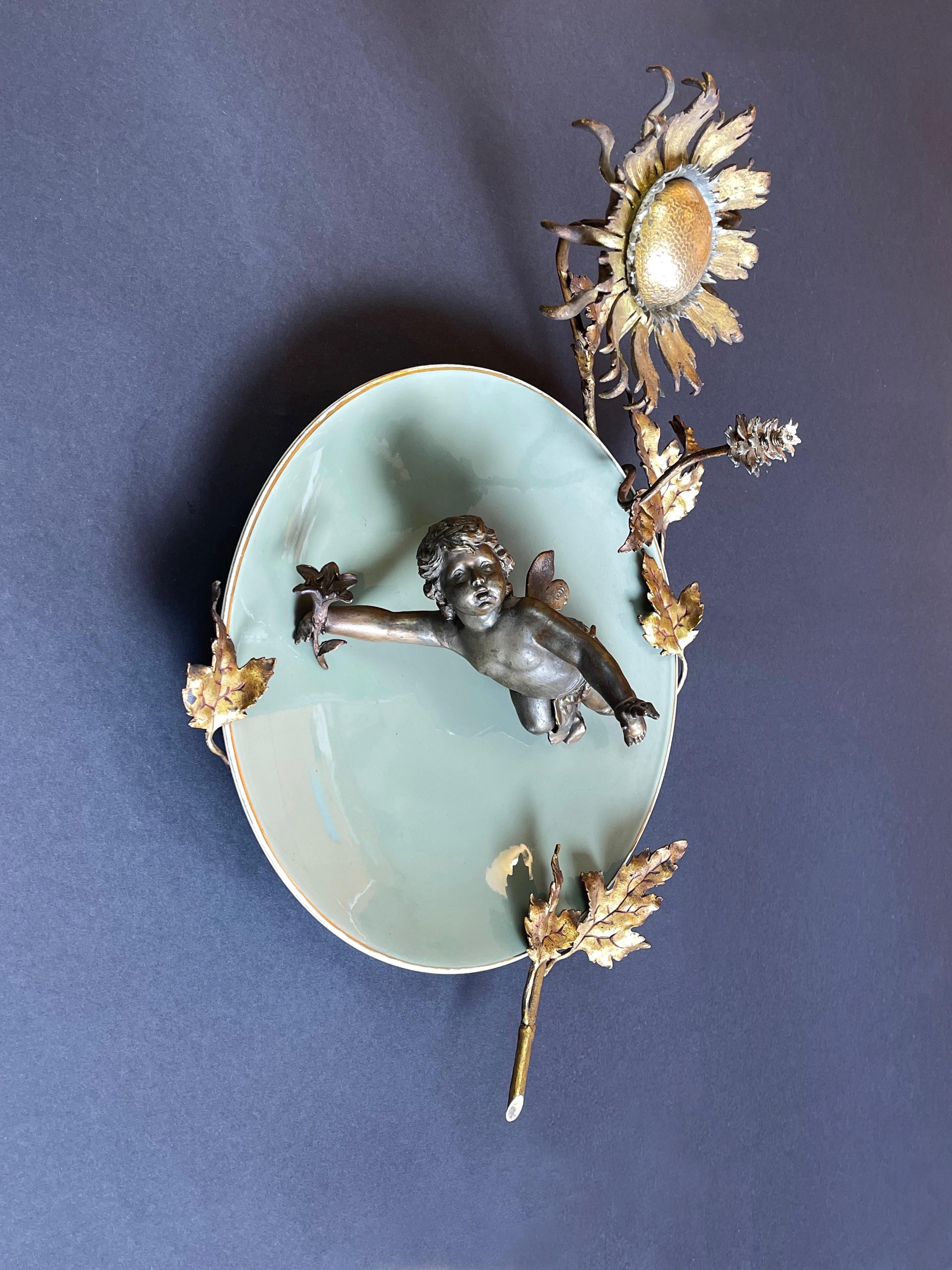 Hollywood Regency 1900s Bronze Cherub on Ceramic Plate & Sunburst Gilt Metal Floral Decor, Belgium For Sale