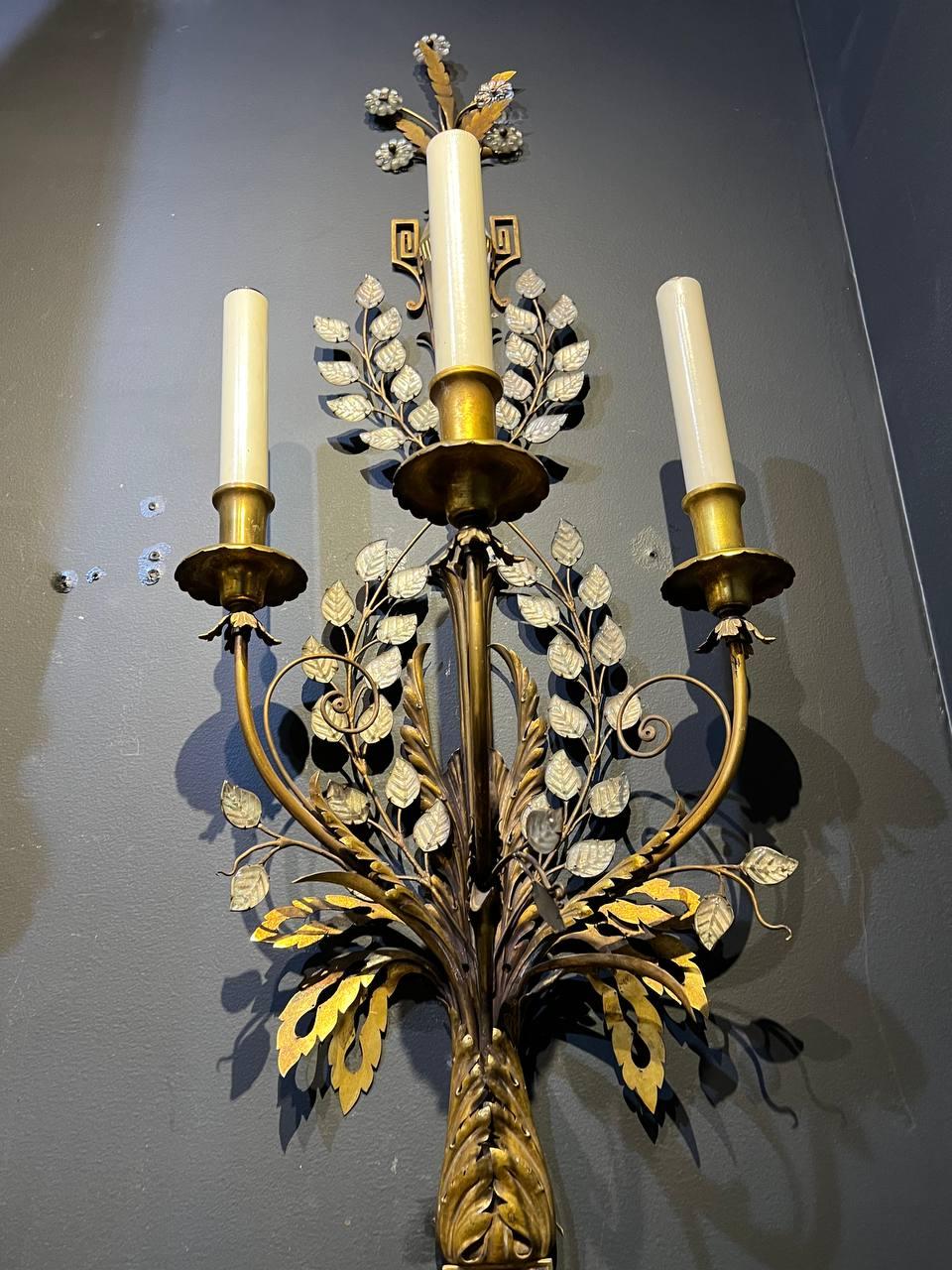 1900's Caldwell Large Bronze 3 Lights Sconces with Crystal Leaves and Urn In Good Condition For Sale In New York, NY