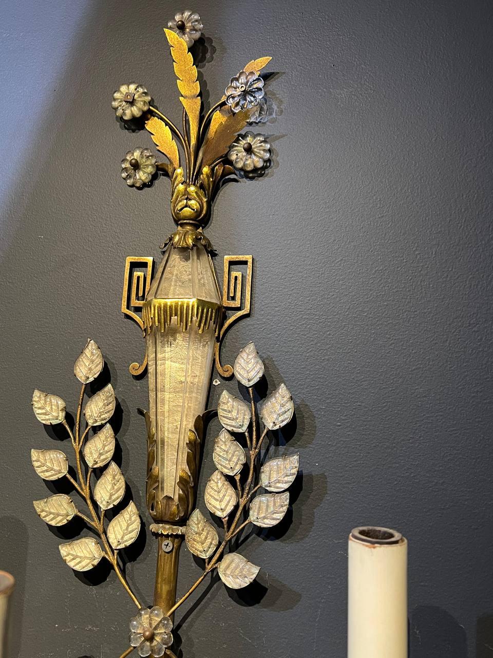 1900's Caldwell Large Bronze 3 Lights Sconces with Crystal Leaves and Urn In Good Condition For Sale In New York, NY