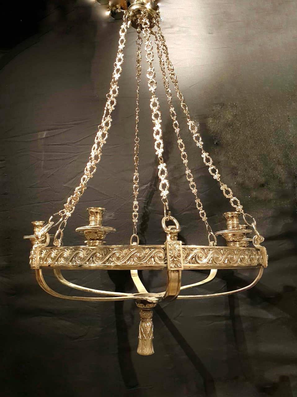 1900’s Caldwell Neoclassical Silver Plated Chandelier In Good Condition For Sale In New York, NY