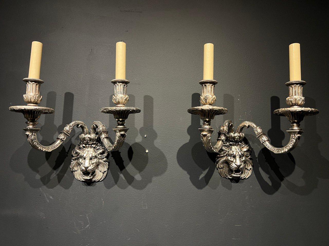 1900's Caldwell Silver Plated Lion's Head Sconces  In Good Condition For Sale In New York, NY