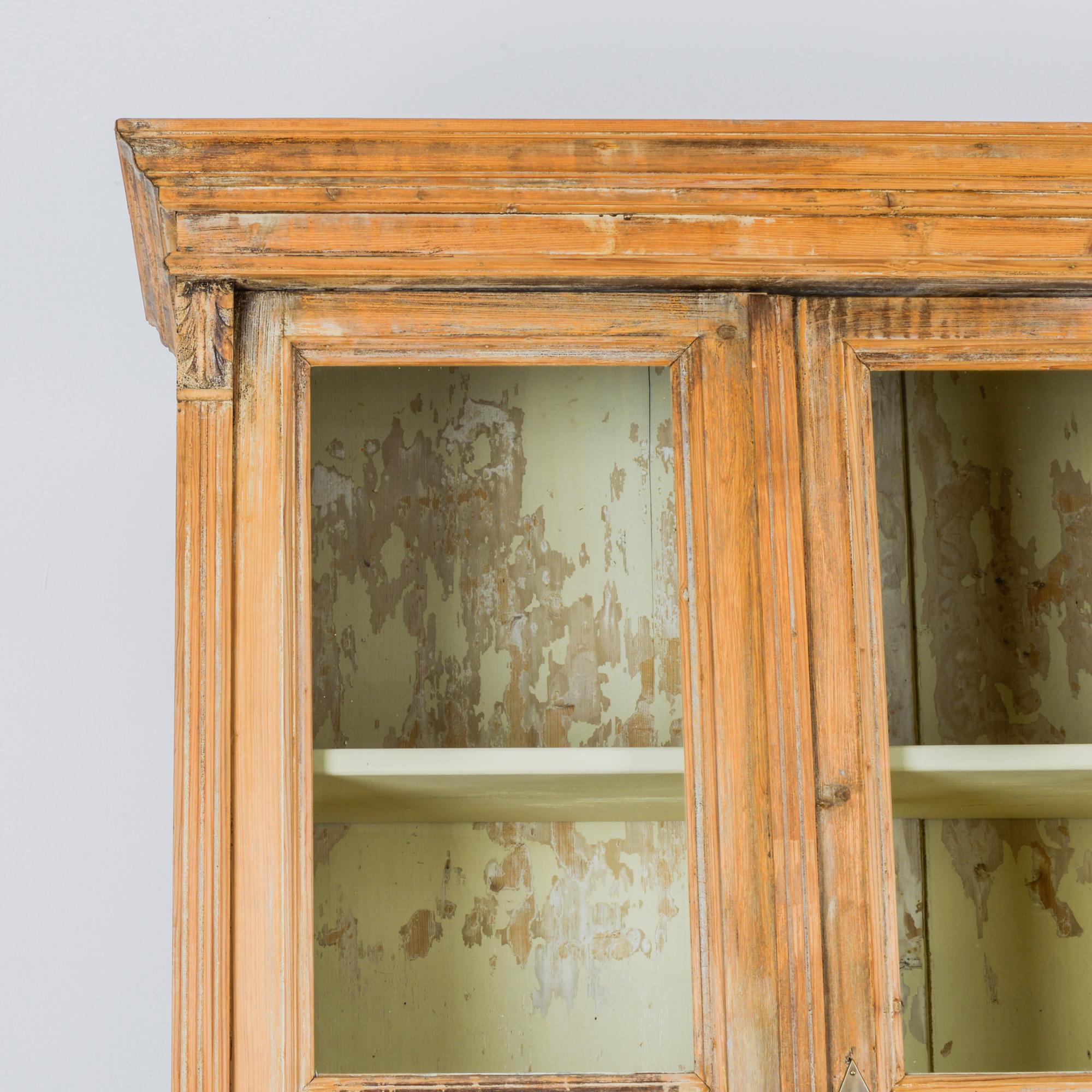 1900s Central European Wood Patinated Vitrine In Good Condition In High Point, NC