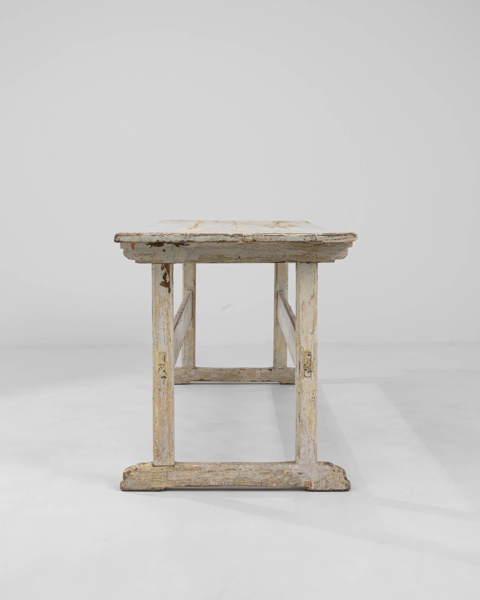 1900s Central European Wood White Patinated Table For Sale 6