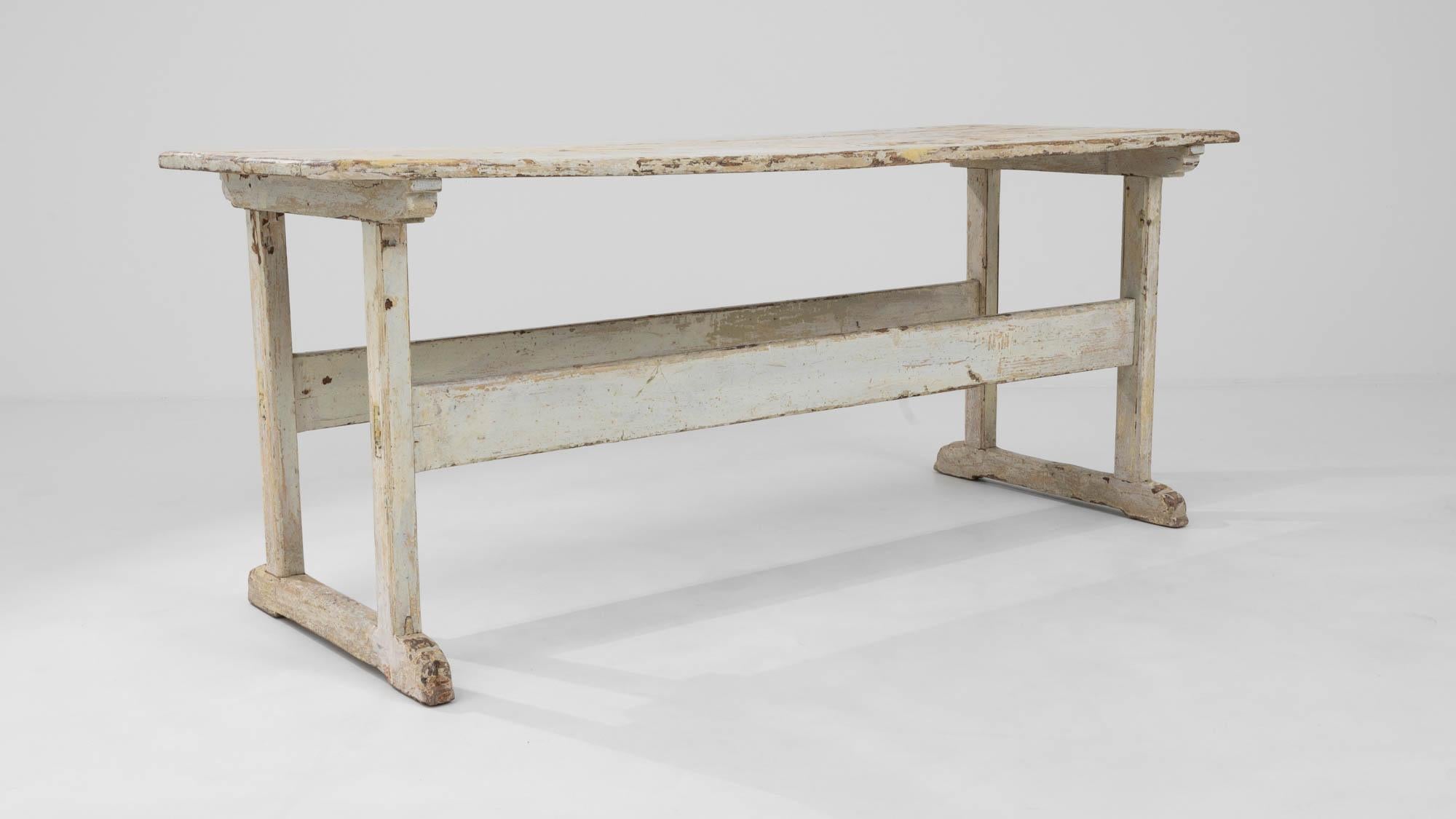 1900s Central European Wood White Patinated Table For Sale 2