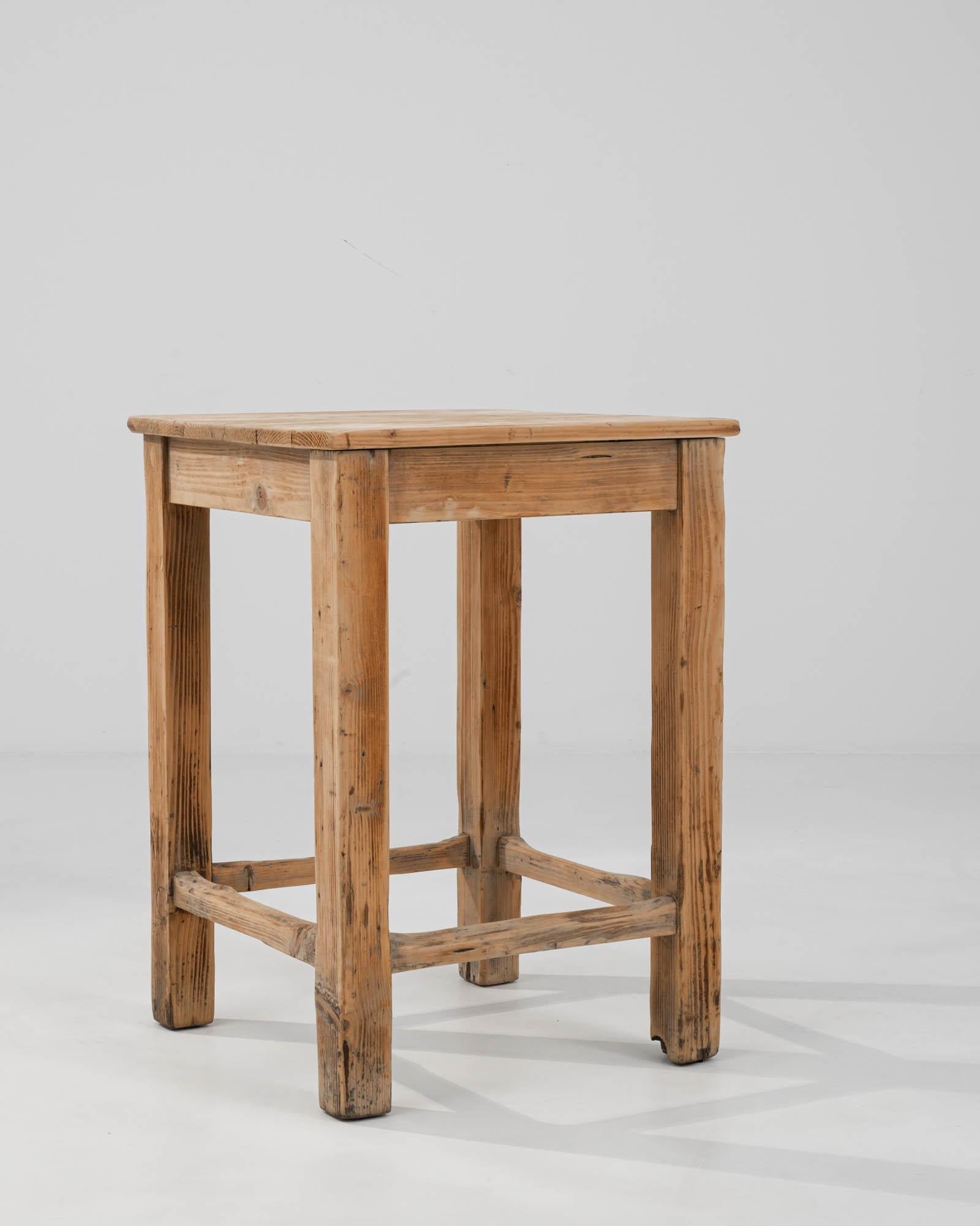 1900s Central European Wooden Side Table For Sale 1
