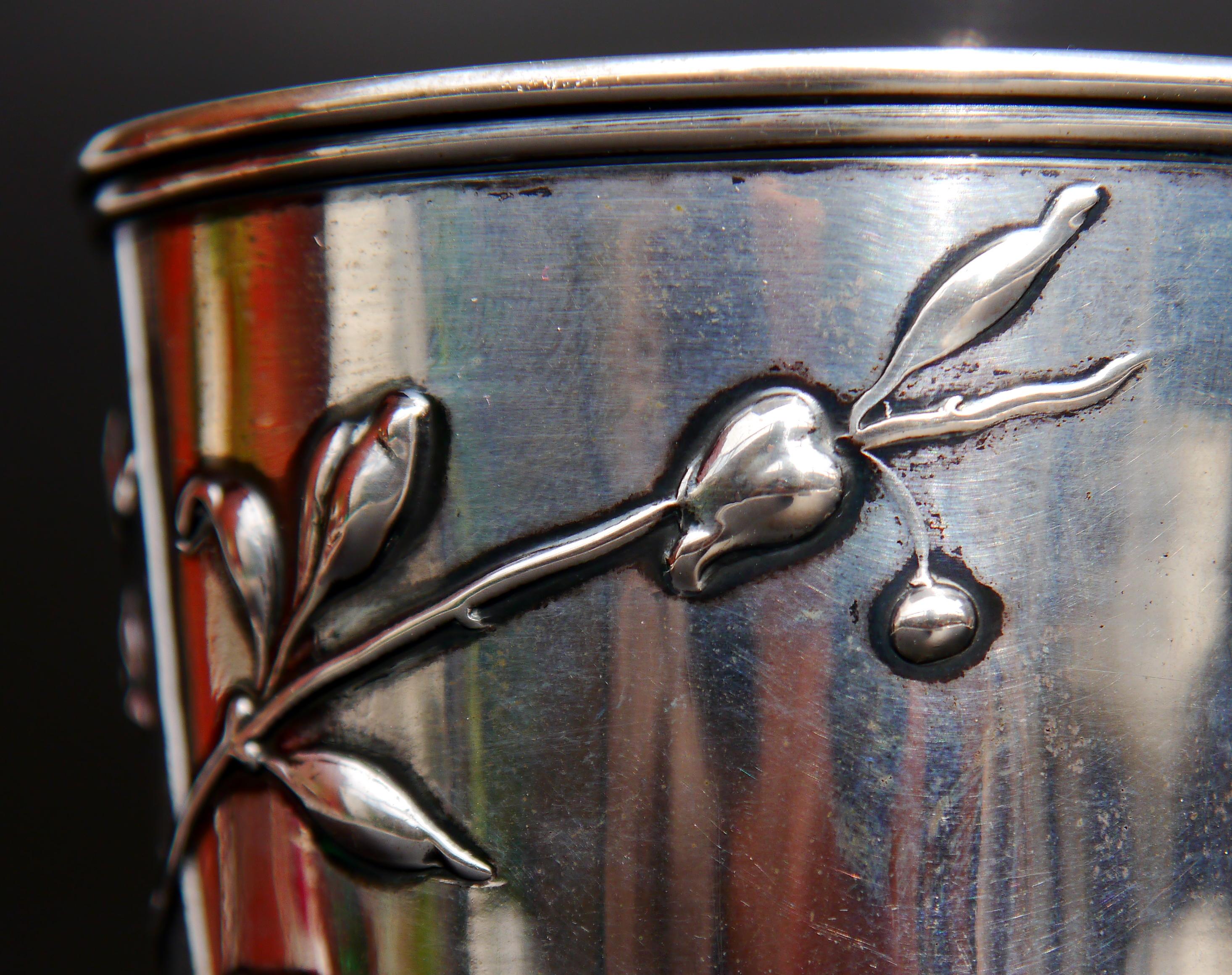 1900s Cherry Blossoms German solid coin Silver Cup /109 gr en vente 2