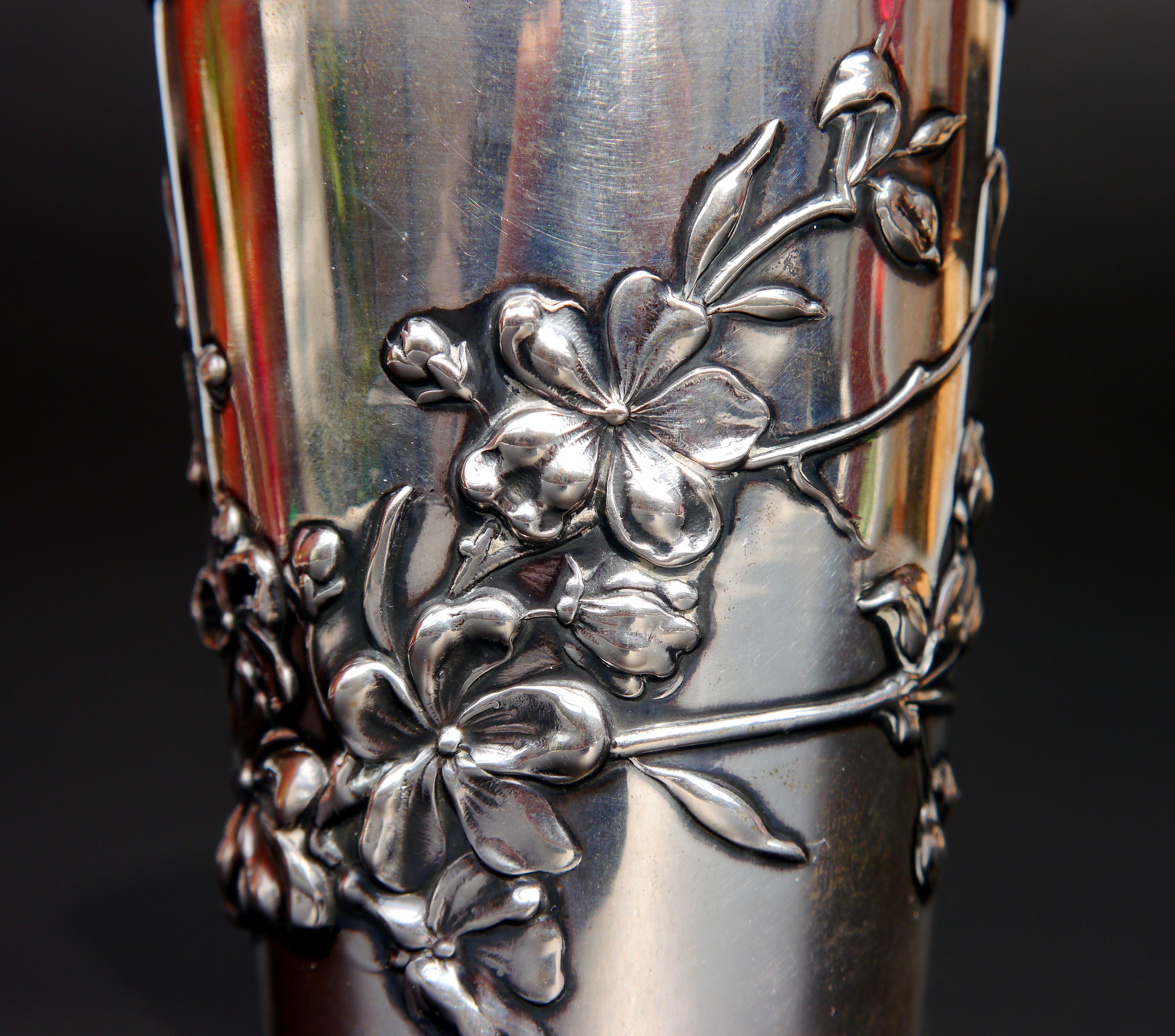 1900s Cherry Blossoms German solid coin Silver Cup /109 gr en vente 3