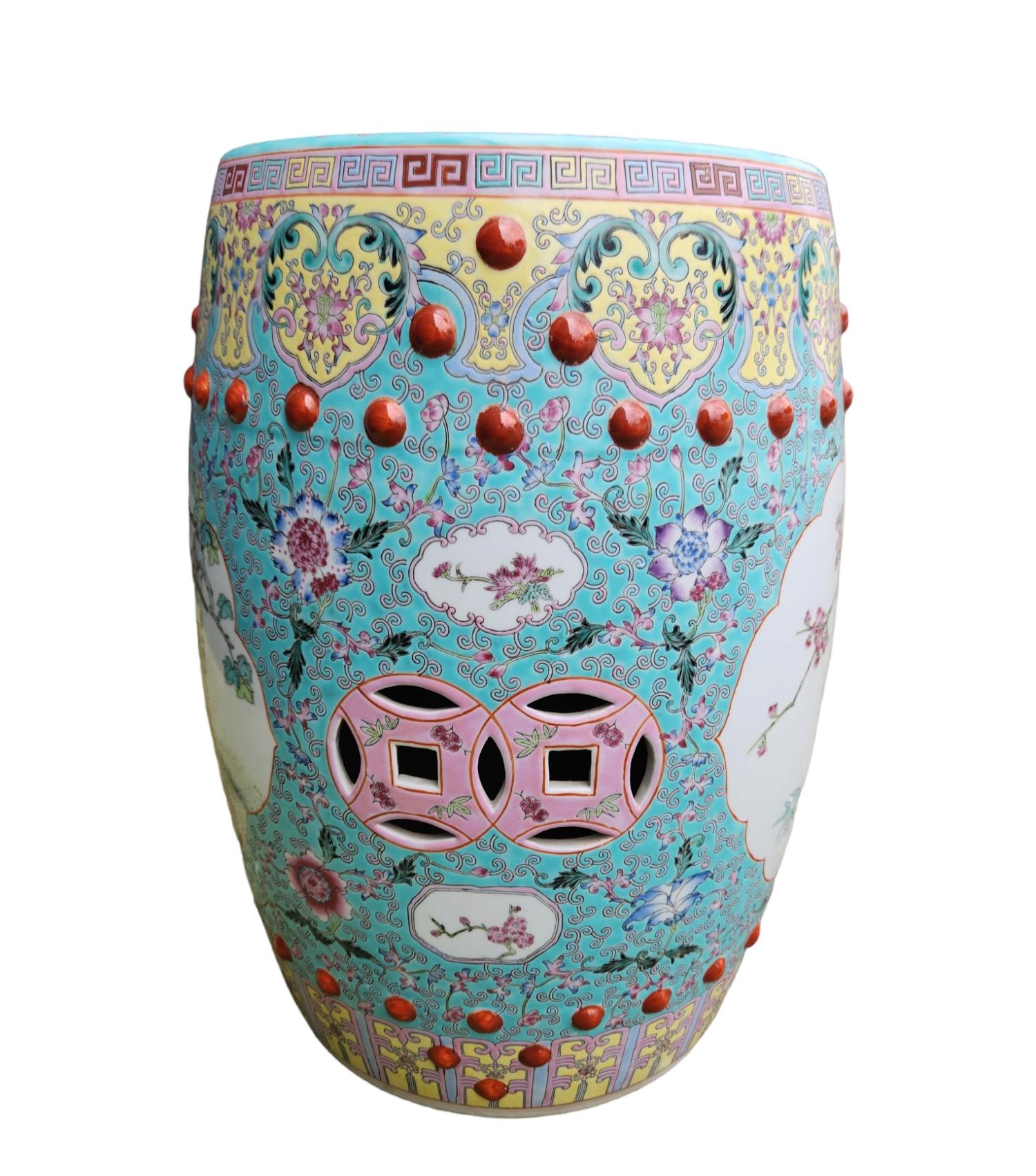 Hand-Painted 1900s Chinese Garden Stool For Sale