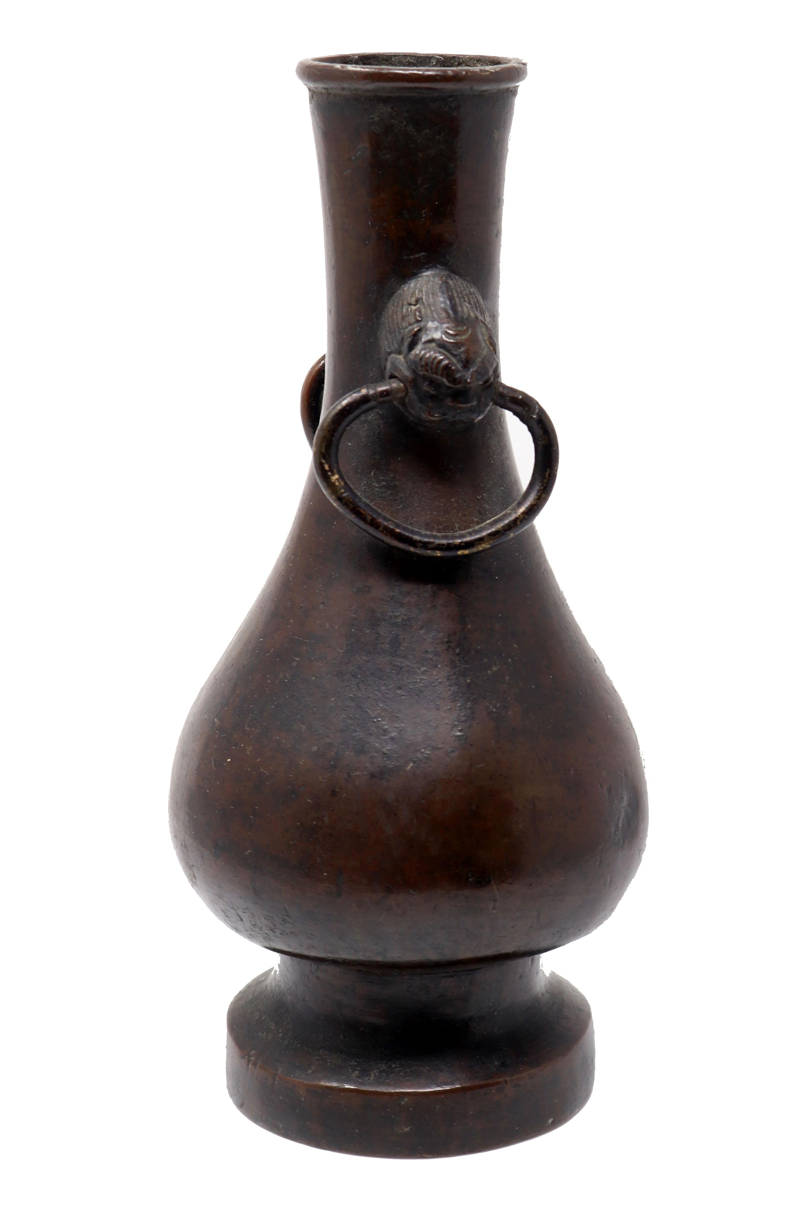 bronze chinese vase