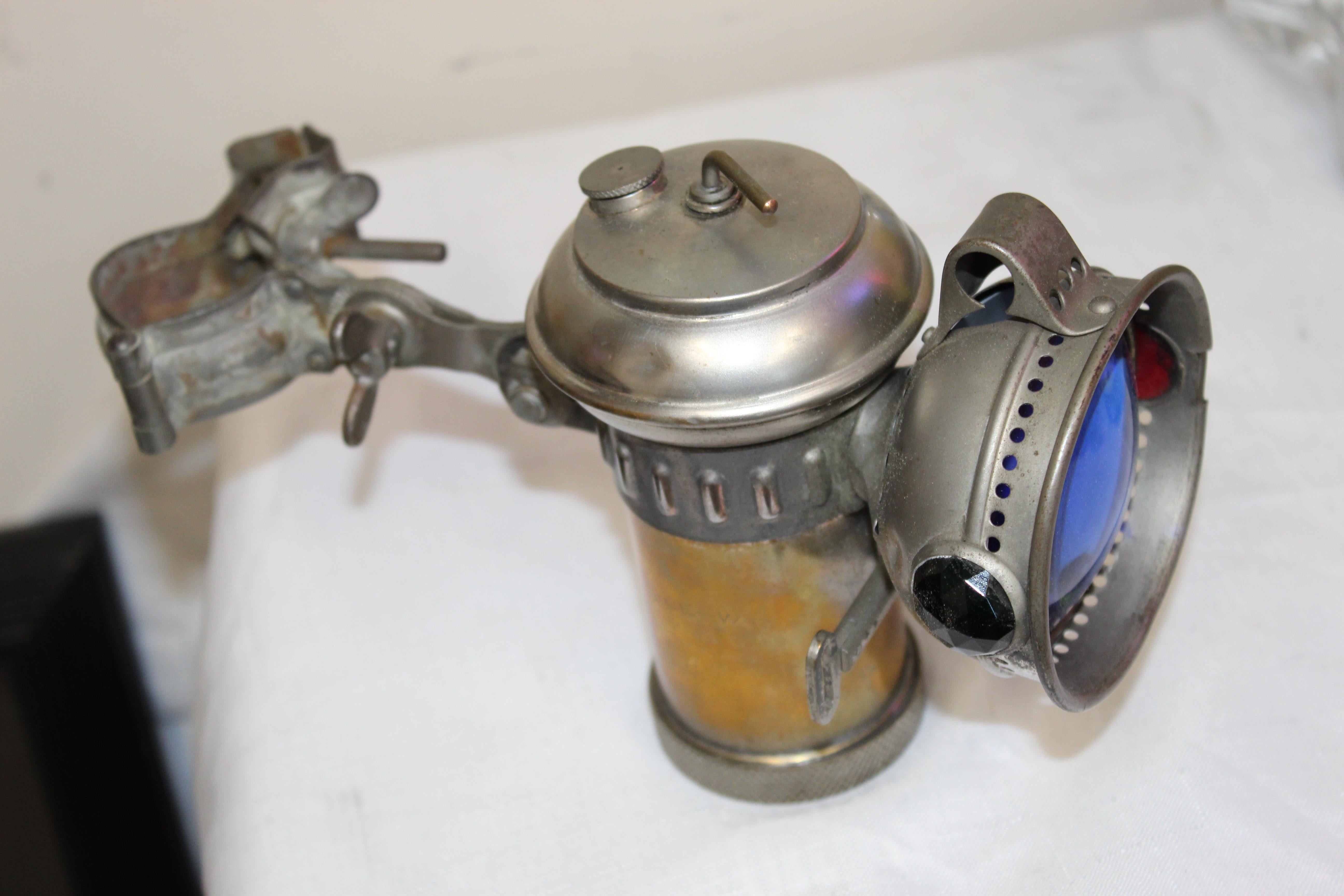 Late 19th Century 1900s Columbia Model C Carbide Motorcycle/Bicycle Lantern For Sale