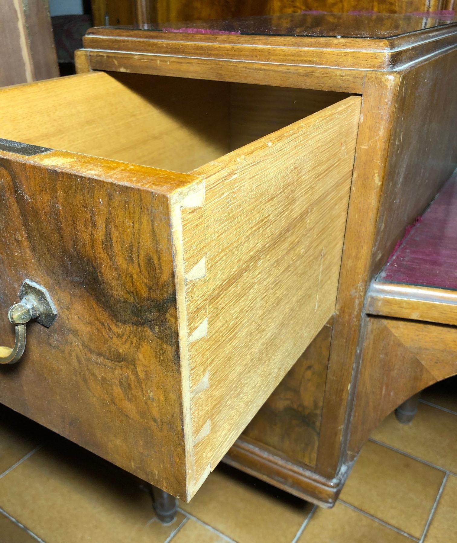 Italian 20th Console in Walnut Mirror Vanity