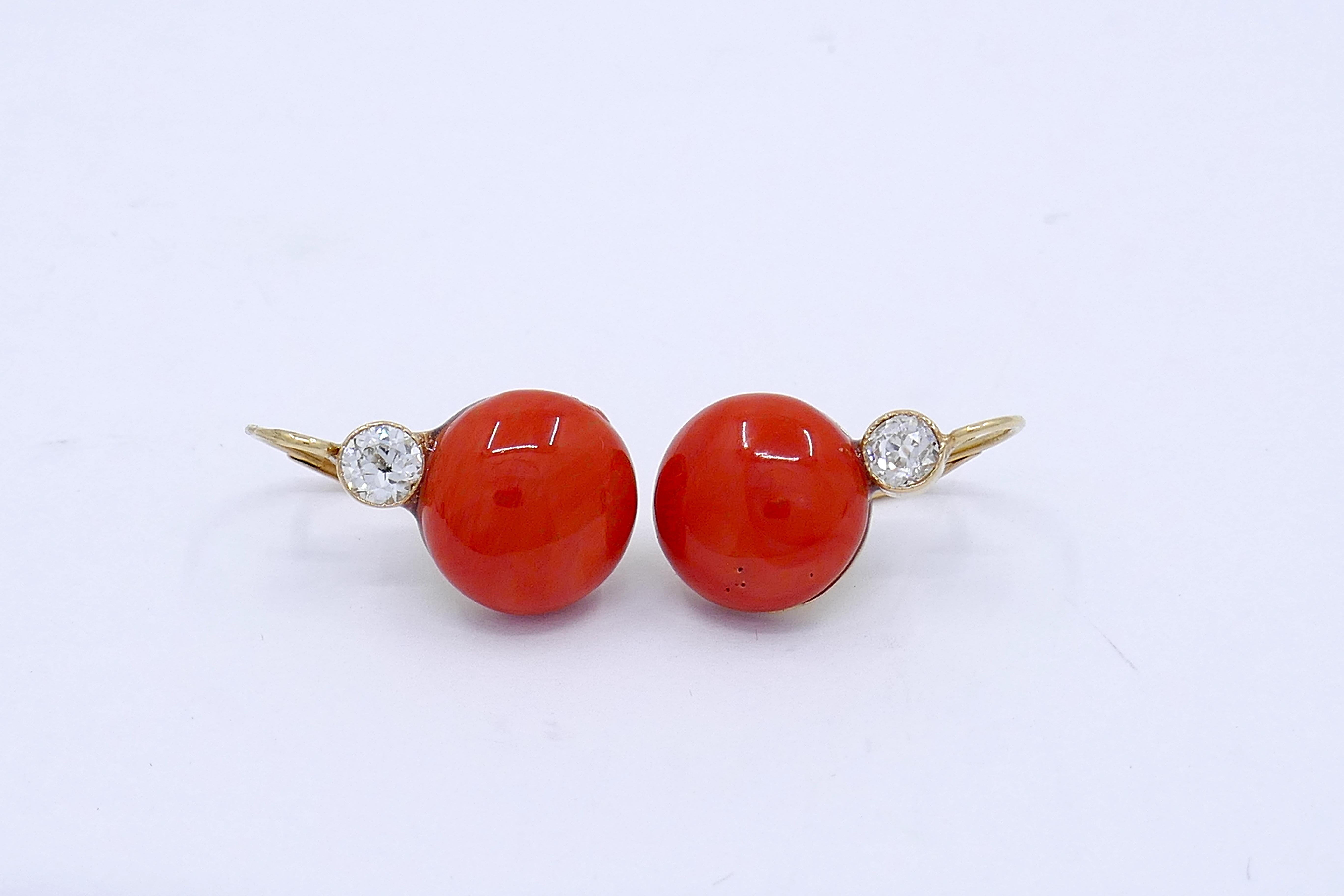 Women's 1900s Coral button Earrings with Diamonds and 14k Gold