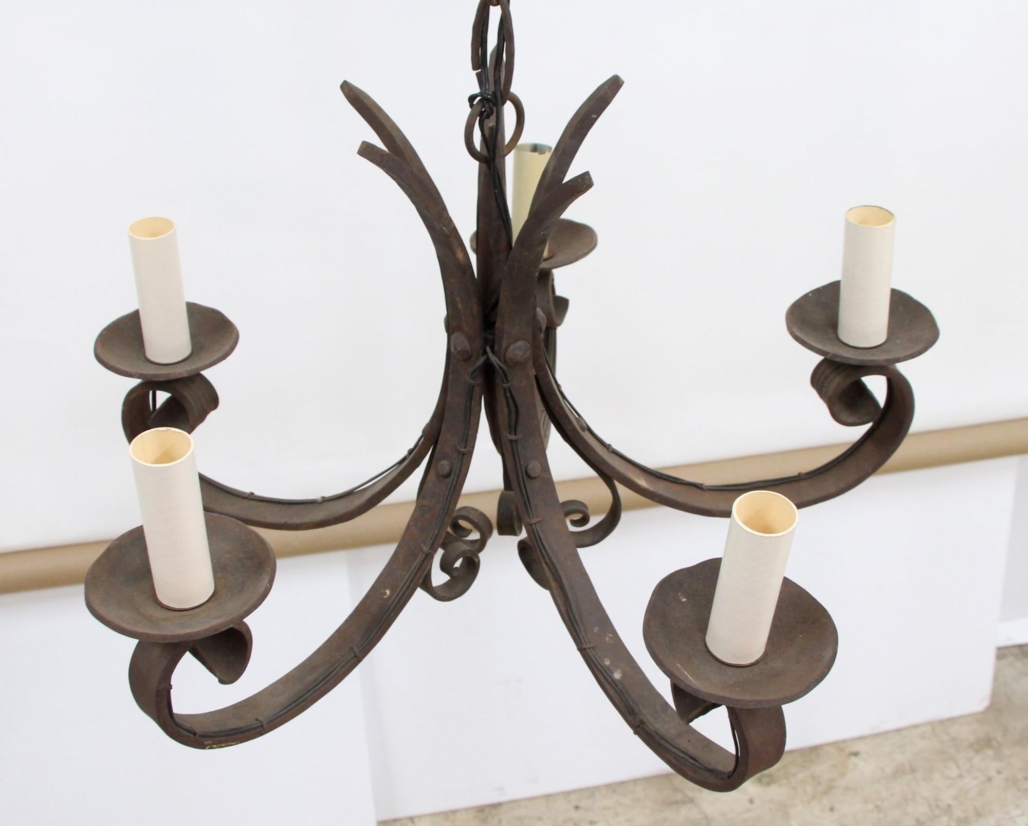 French Provincial 1900s Country French Wrought Iron Black Chandelier w/ Five Candlestick Arms