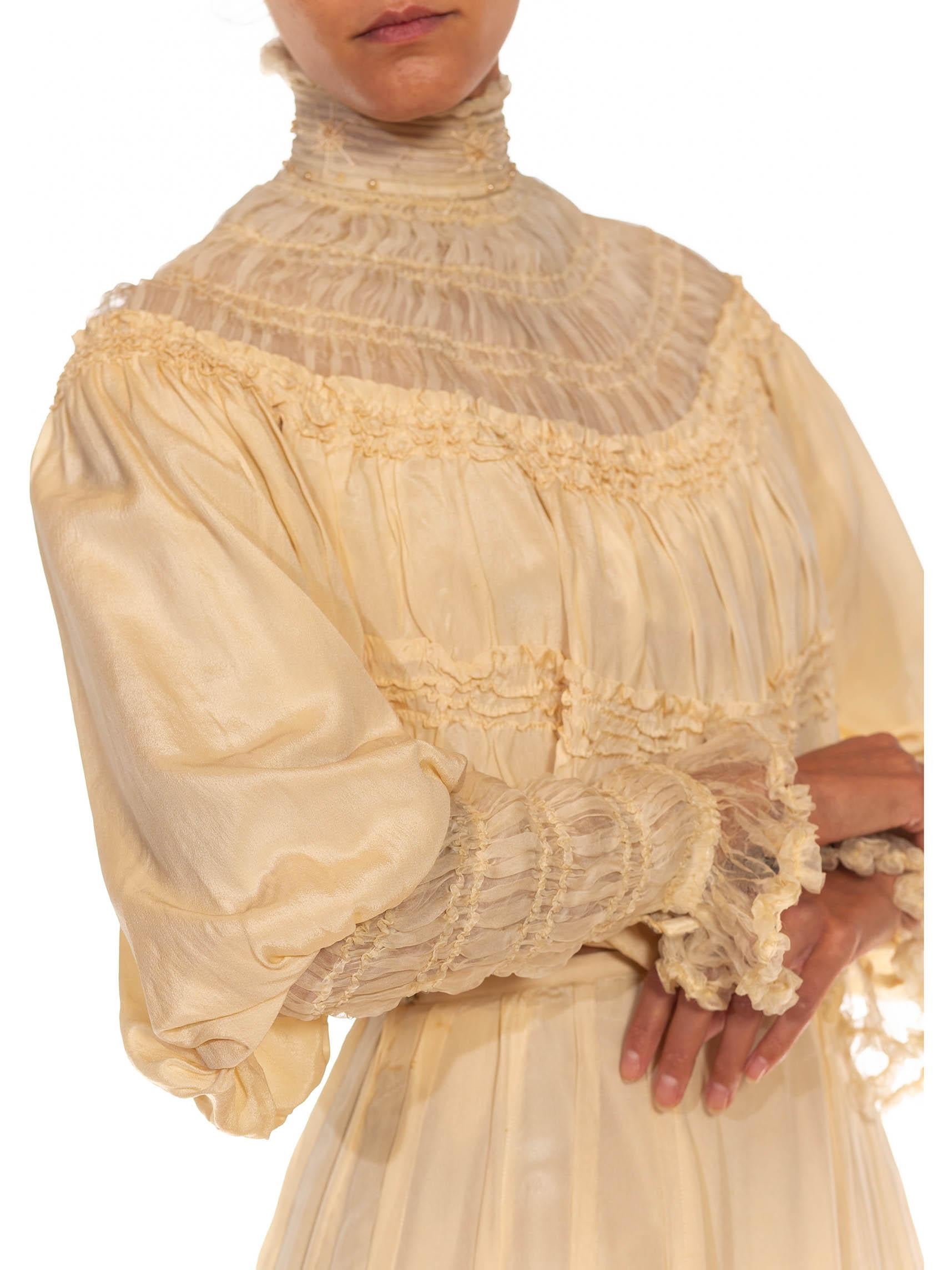 1900S Cream Silk Bodice & Skirt Ensemble In Excellent Condition In New York, NY