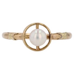1900s Cultured Pearl 18 Karat Yellow Gold Solitaire Ring