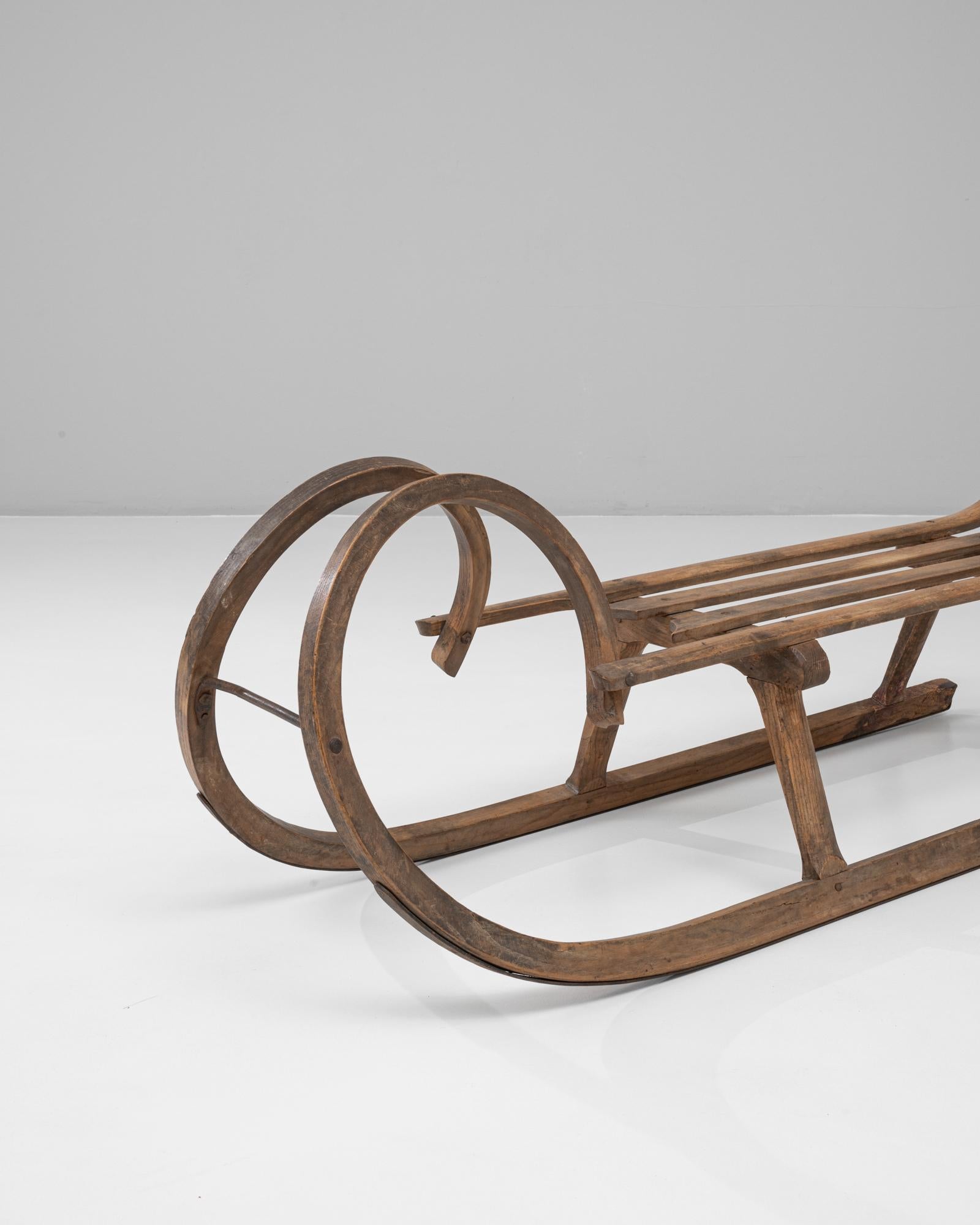 Traîneau en bois courbé tchèque des années 1900 en vente 1