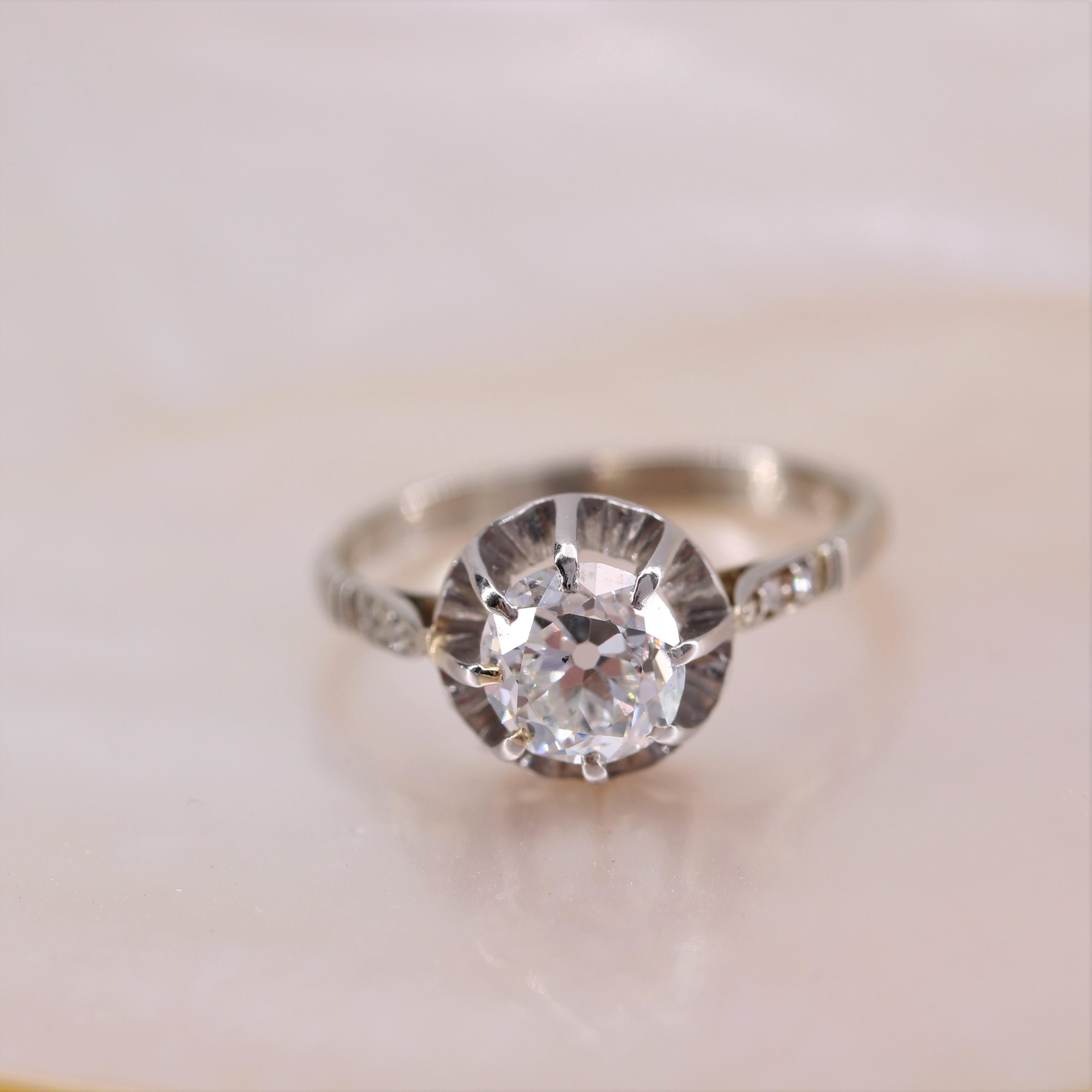 1900s Diamond 18 Karat White Gold Solitaire Ring For Sale 5