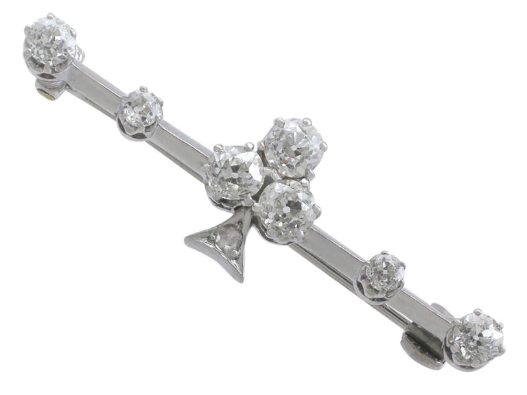 A fine and impressive antique 0.85 carat diamond and 14k white gold bar style brooch; part of our diverse antique diamond jewelry collections

This fine and impressive antique diamond bar brooch has been crafted in 14k white gold.

The brooch is