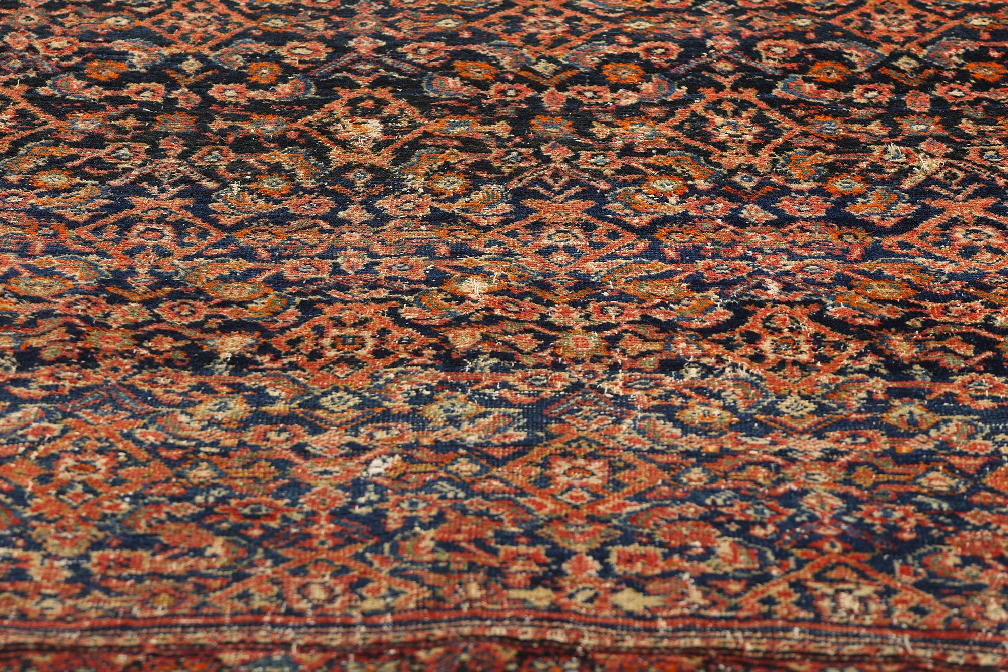 1900's Distressed Antike Persische Mahal Teppich im Zustand „Starke Gebrauchsspuren“ im Angebot in Dallas, TX