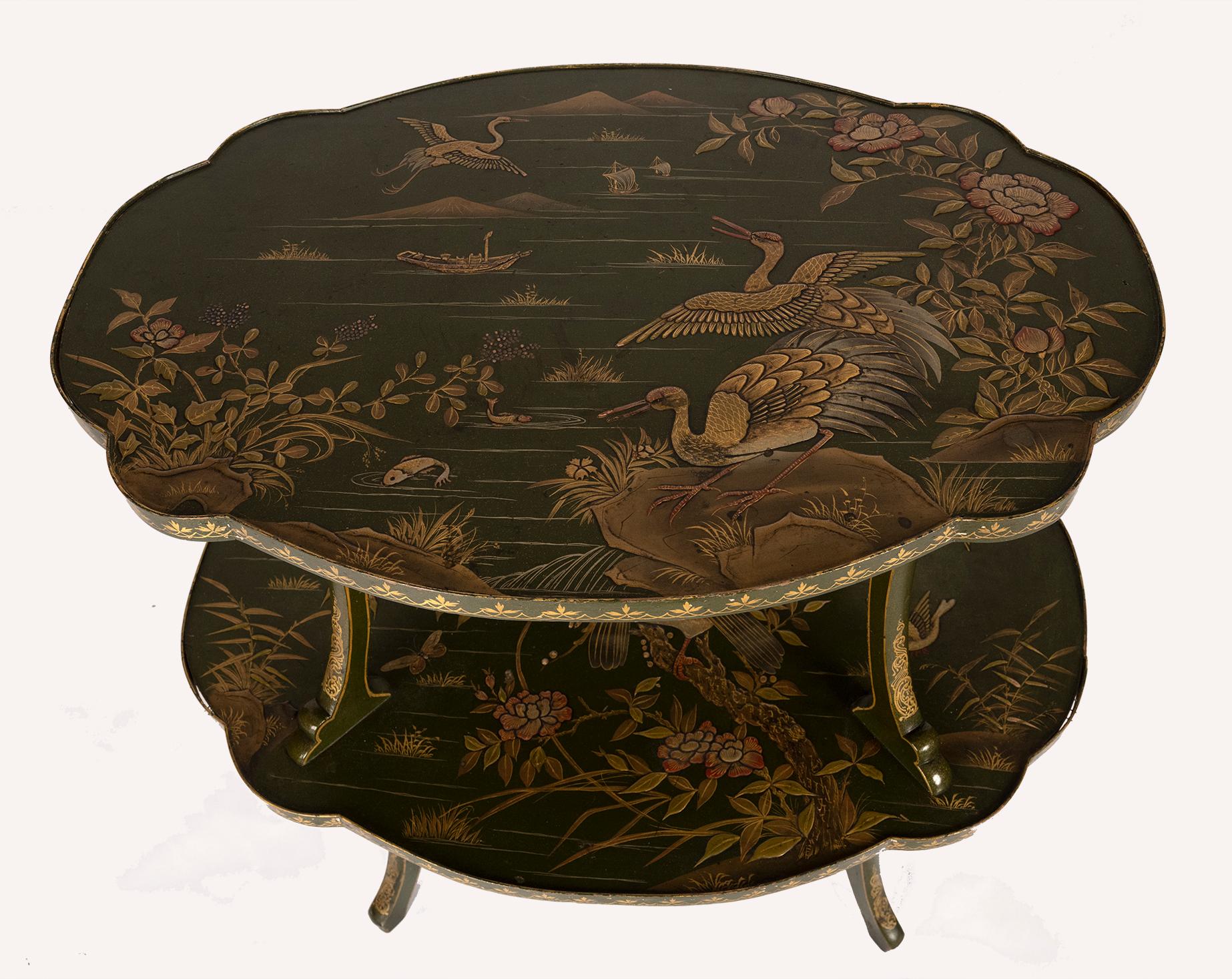 1900s Double Tiered Art Nouveau Side Table In Good Condition For Sale In New York, NY