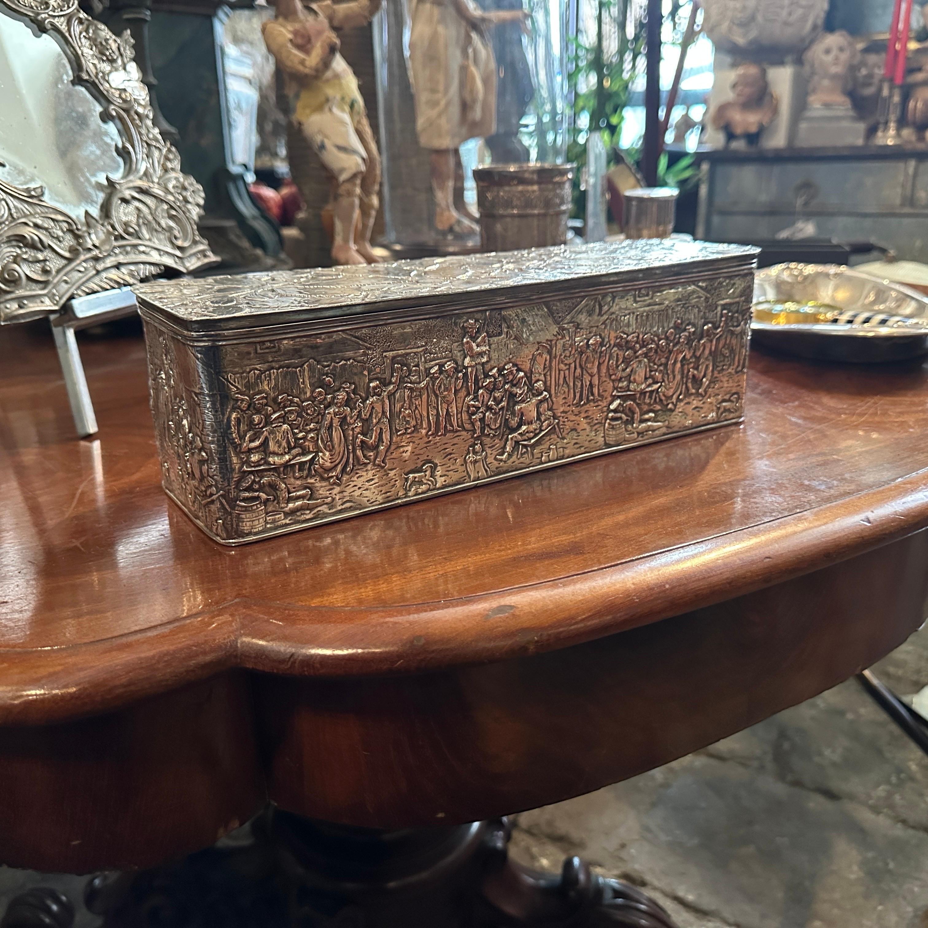 1900s Dutch Colonial Style Copper Silver Plated American Box by Barbour & co. 4