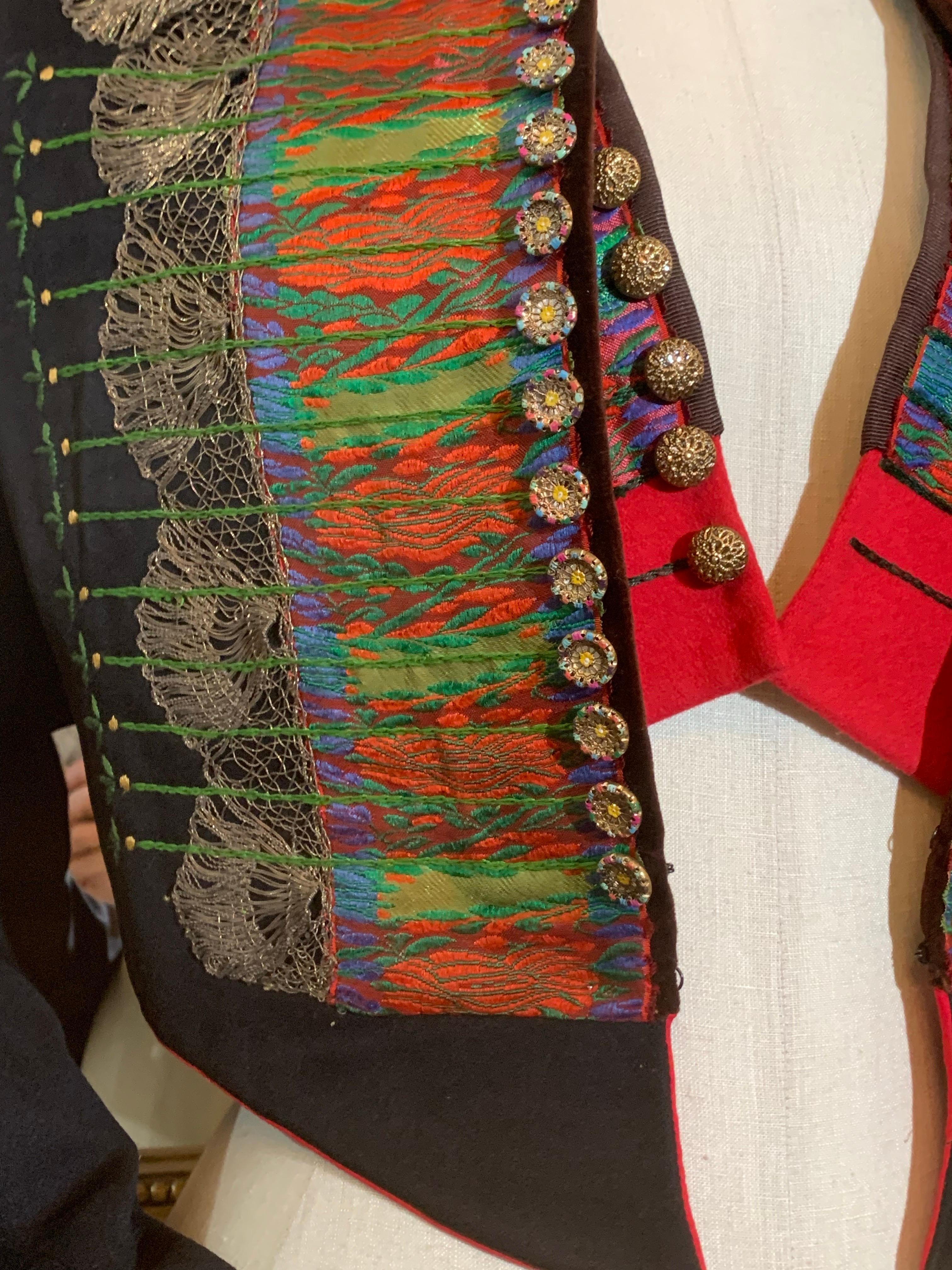 1900s Eastern European Folk Wear Ensemble Delicately Embroidered Jacket & Vest For Sale 12