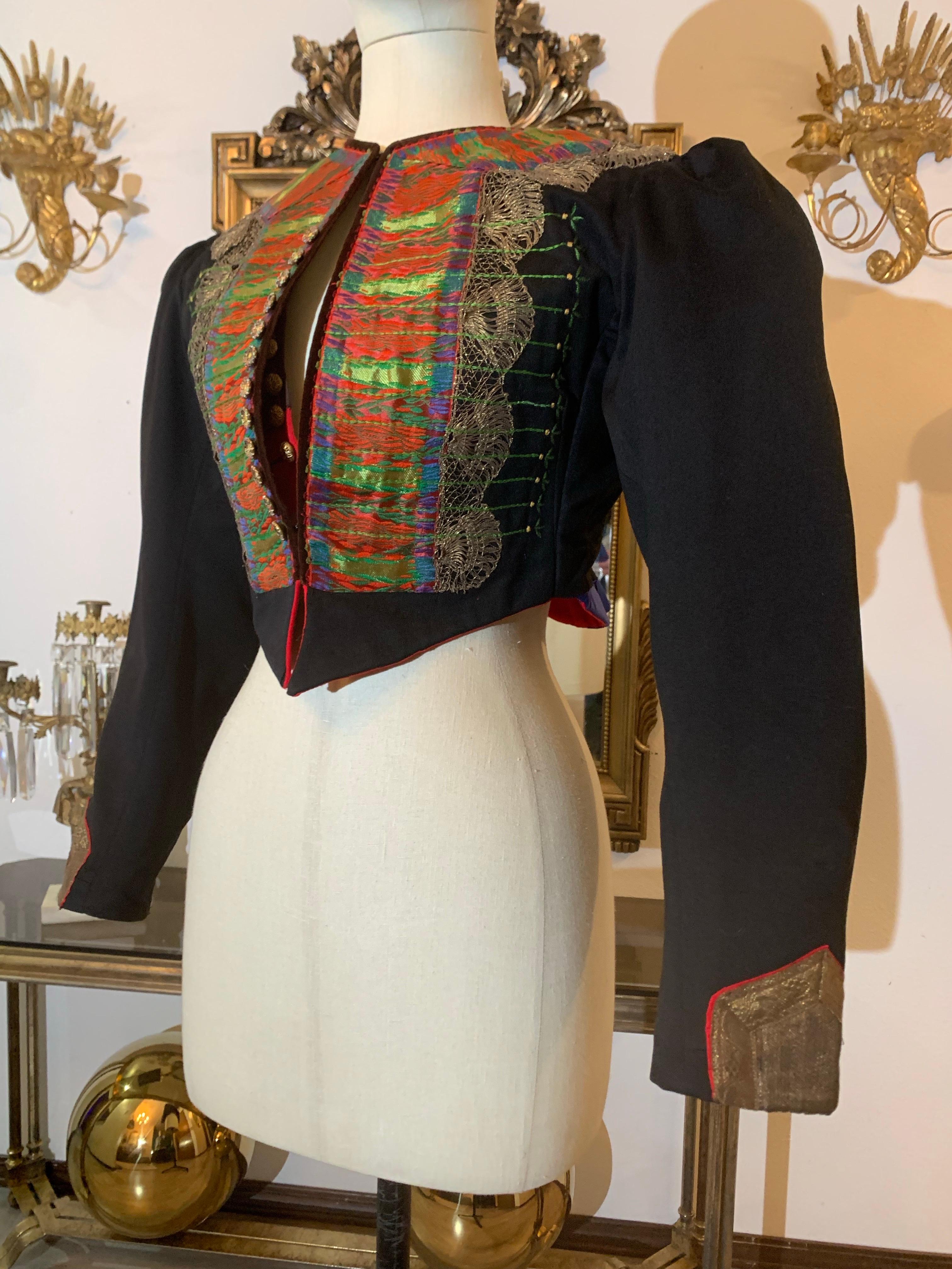 1900s Eastern European Folk Wear Ensemble Delicately Embroidered Jacket & Vest For Sale 13