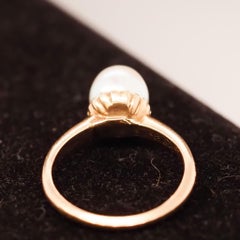 1900s Edwardian 14K Yellow Gold Pearl Ring with Scallop Prongs
