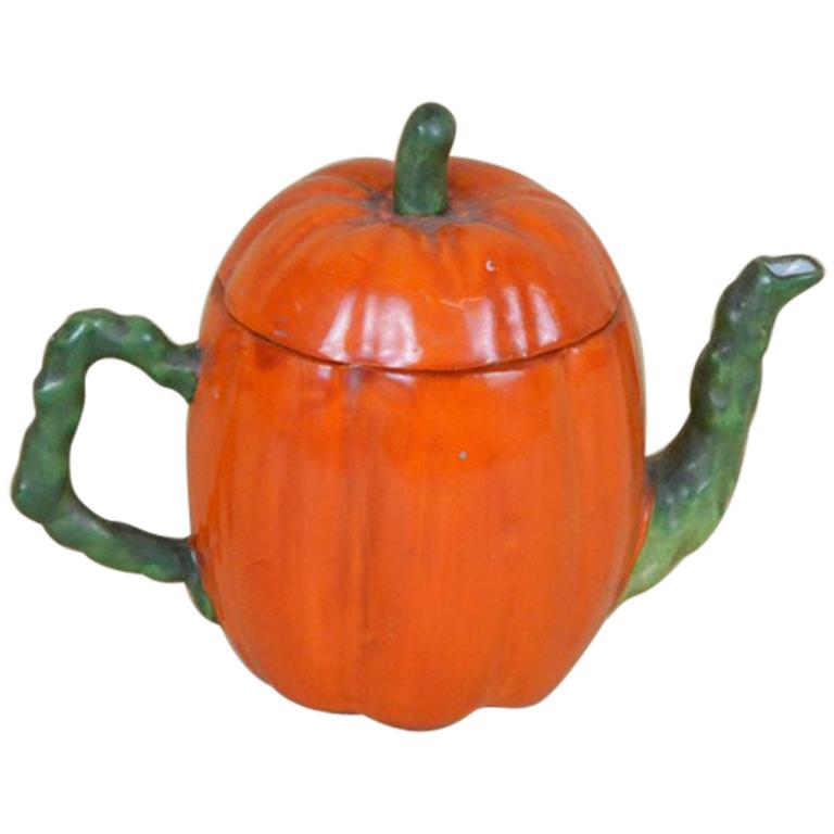 1900s Edwardian Porcelain Pumpkin Shaped Teapot Made in England For Sale