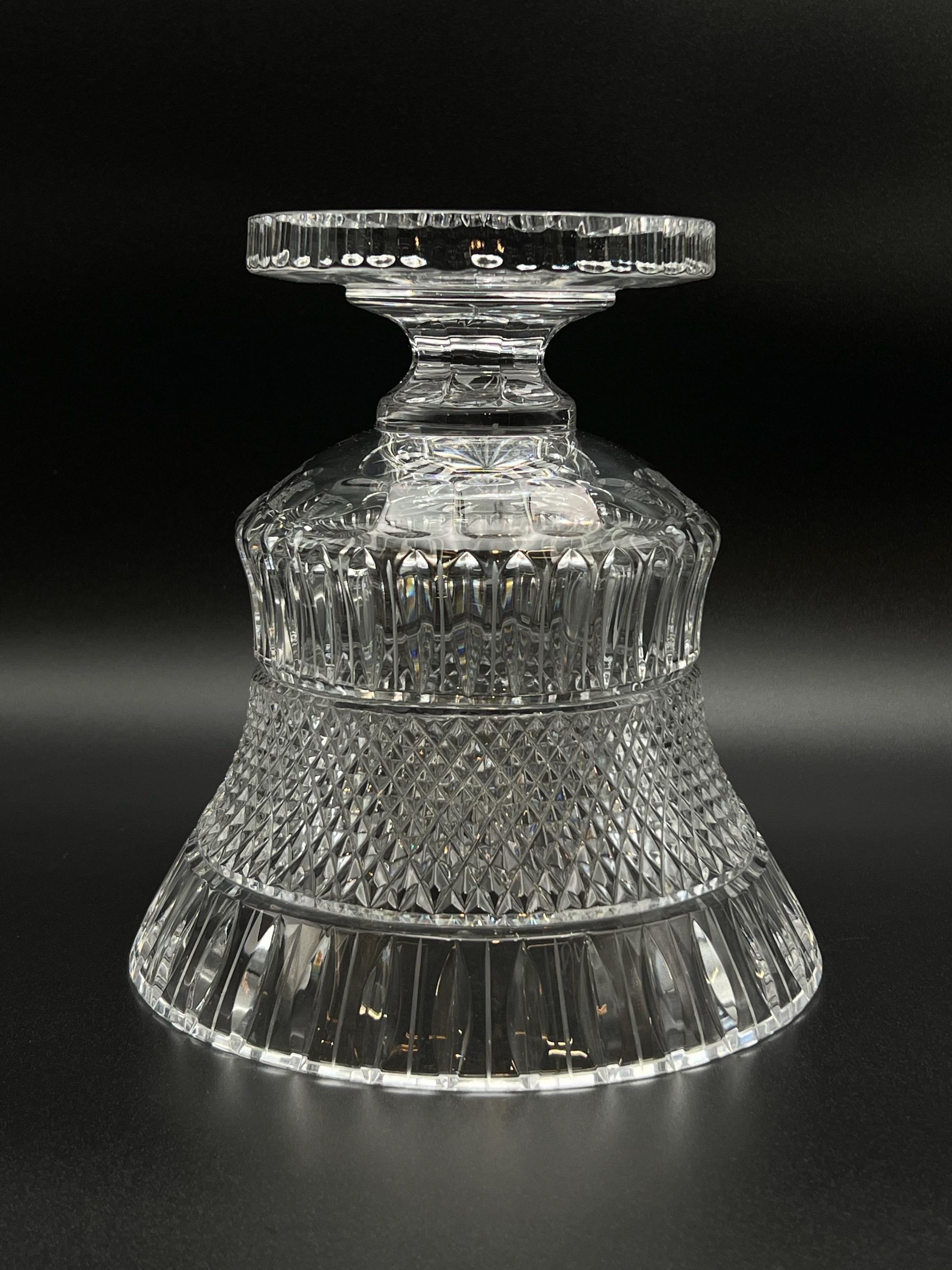 XX secolo Vaso a urna in cristallo stile impero del 1900 in vendita