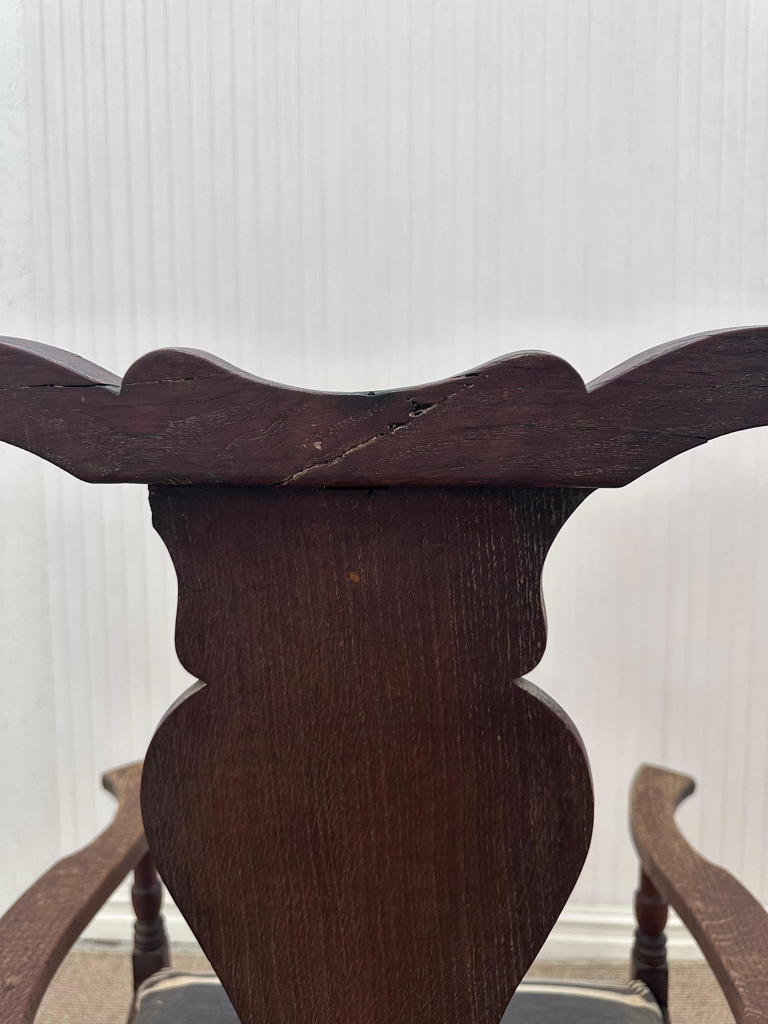 1900's English Antique Chippendale Style Chair principios del siglo XX en venta