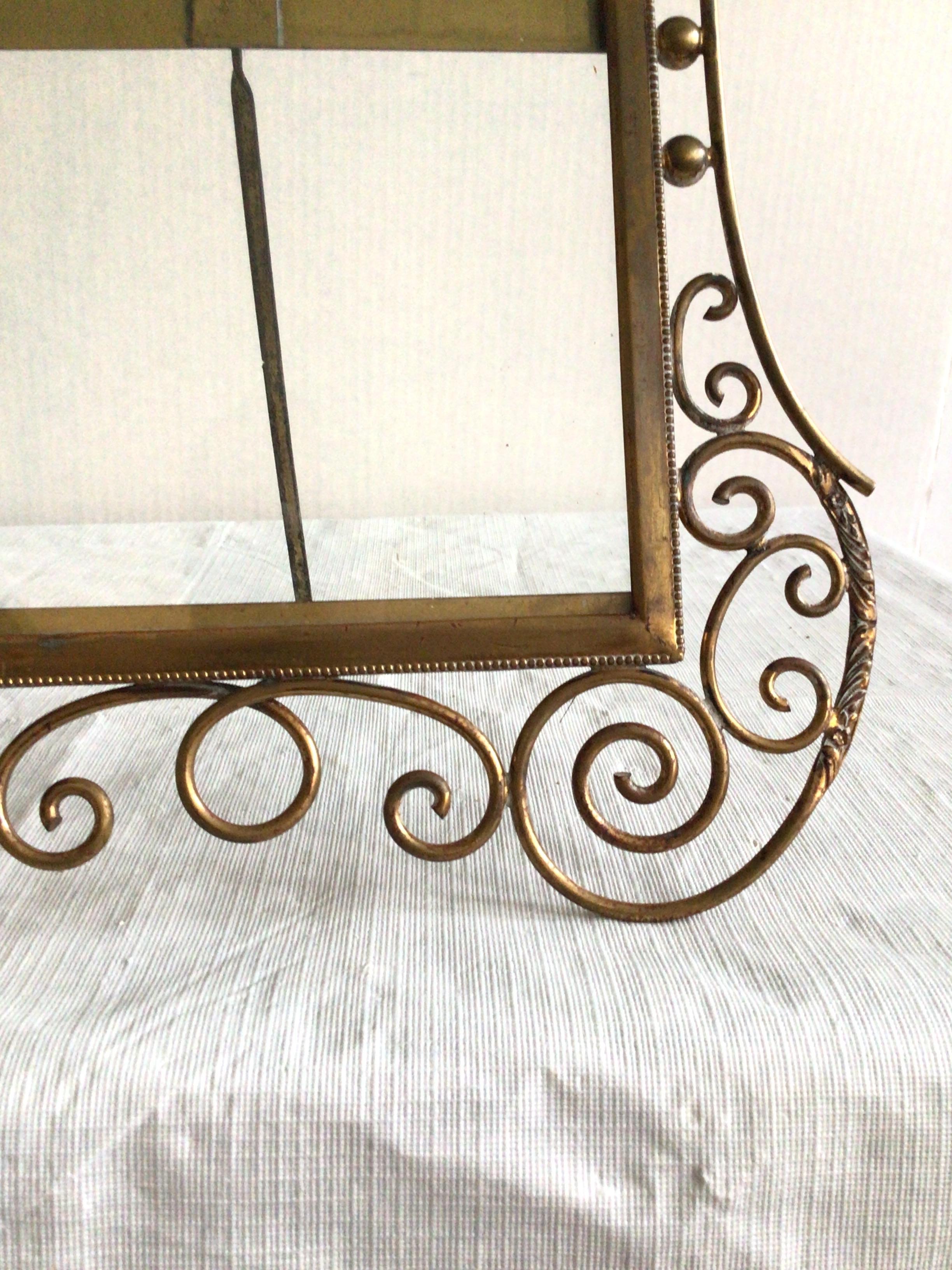 1900s English Brass Scrolled Picture Frame With Ornate Embellishments For Sale 2