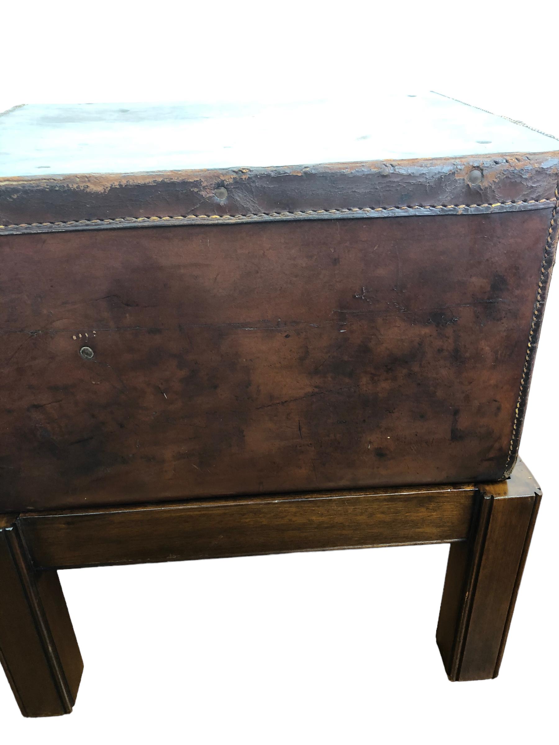 Early 20th Century 1900's English Leather Trunk on Stand For Sale