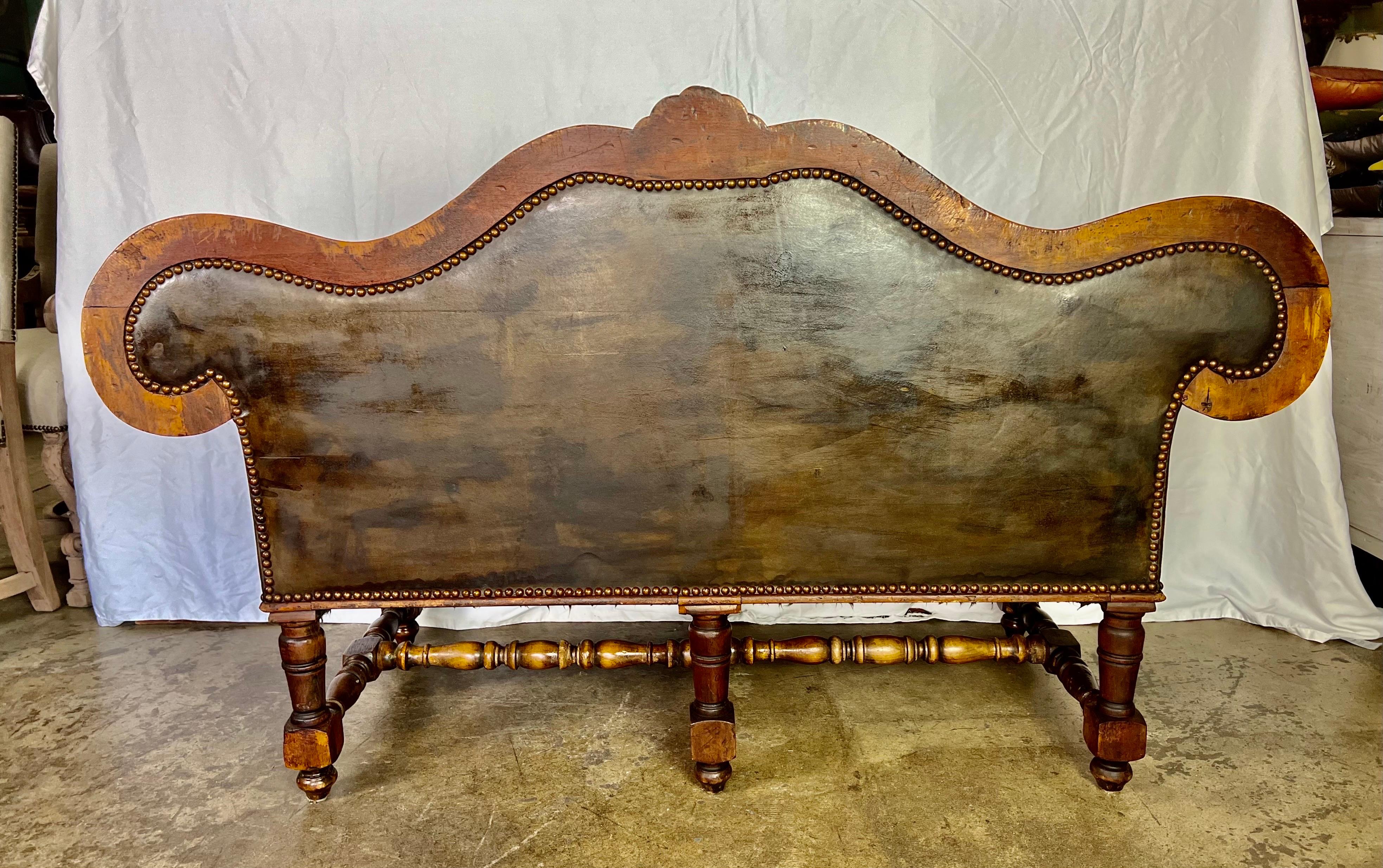 1900’s English Leather Tufted Sofa 2