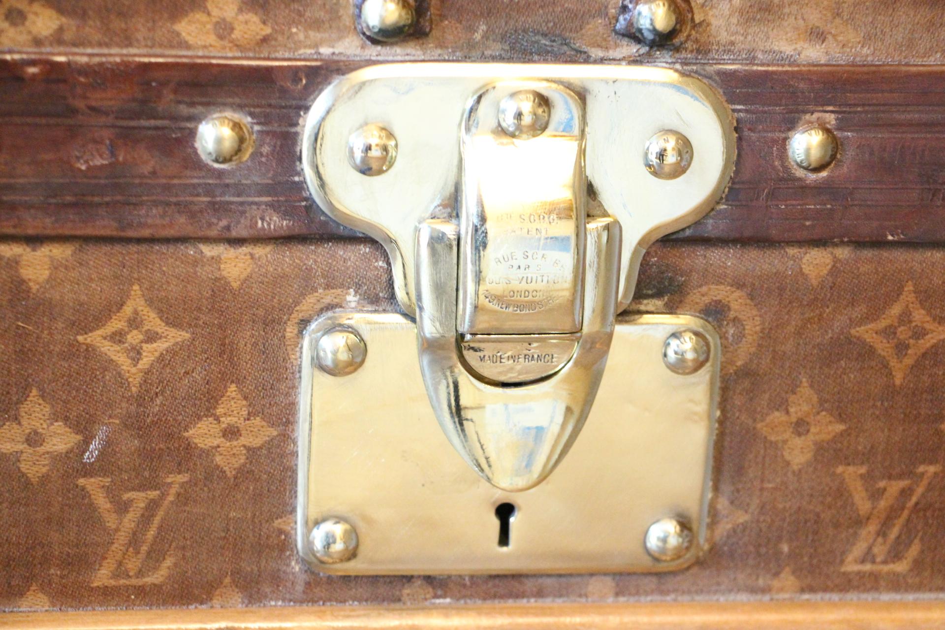 French 1900s Extra Large Louis Vuitton Trunk, Malle Vuitton Courrier