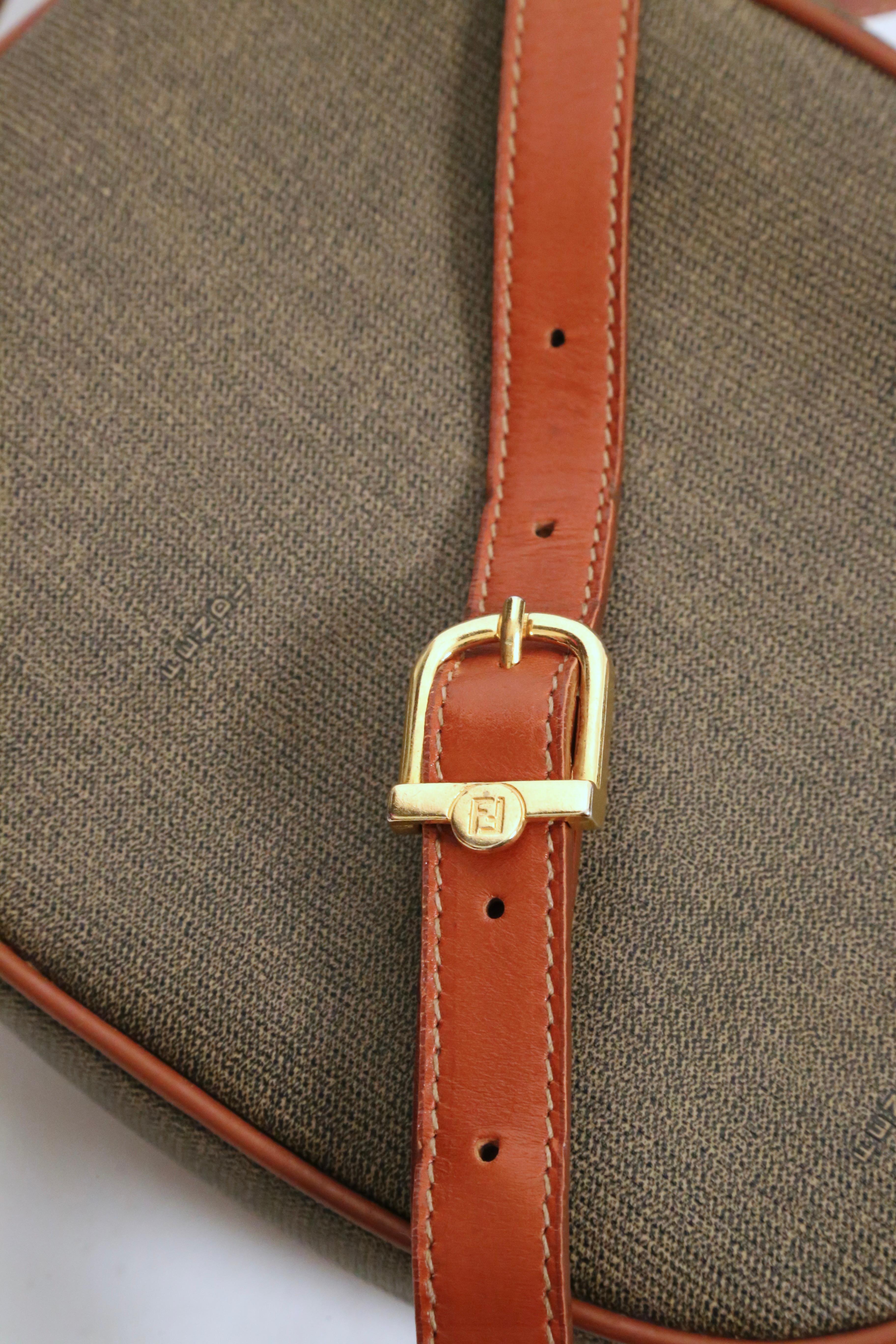 1990's FENDI oval crossbody bag with logo print and leather trim For Sale 6