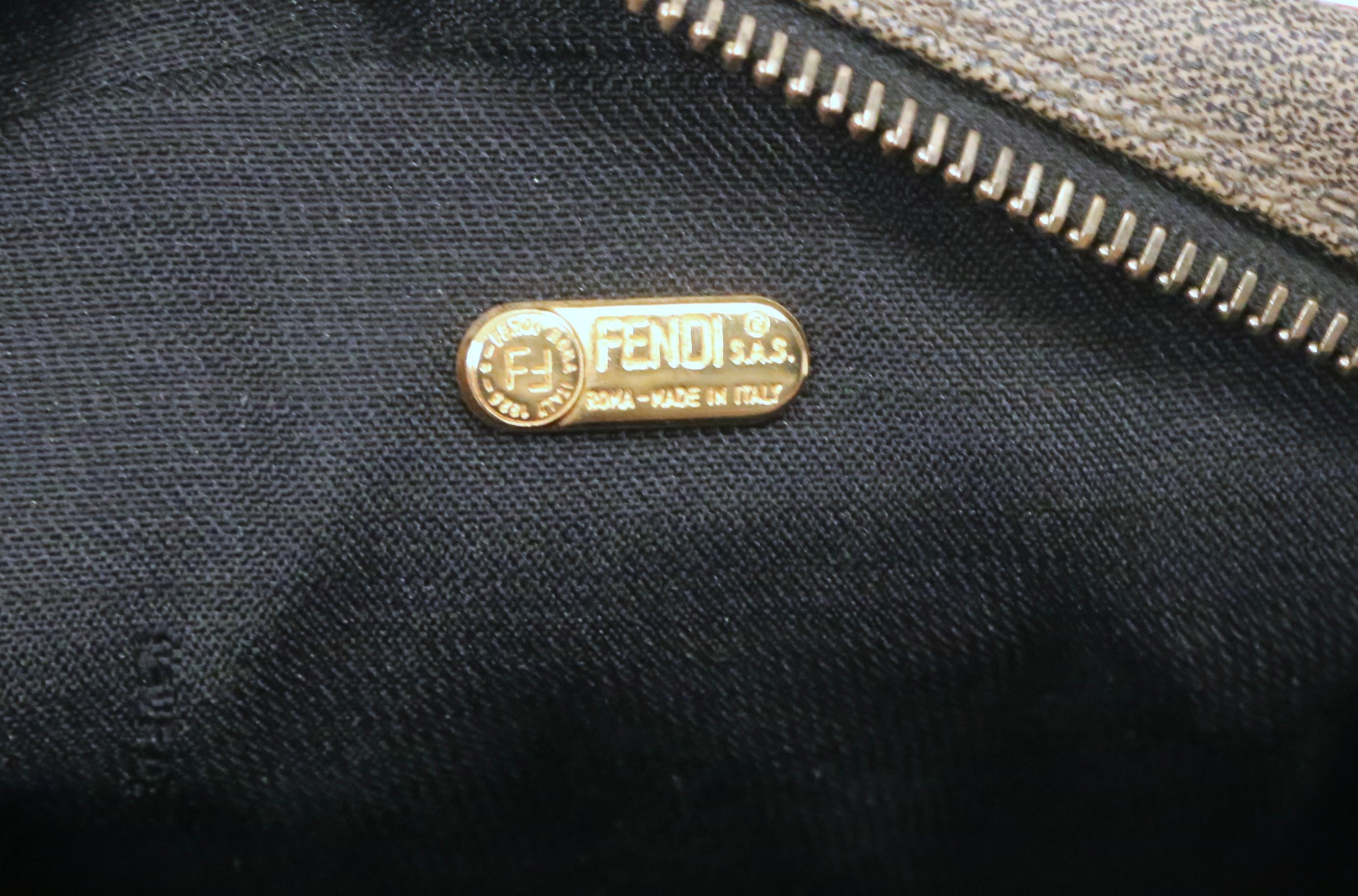 1990's FENDI oval crossbody bag with logo print and leather trim For Sale 7