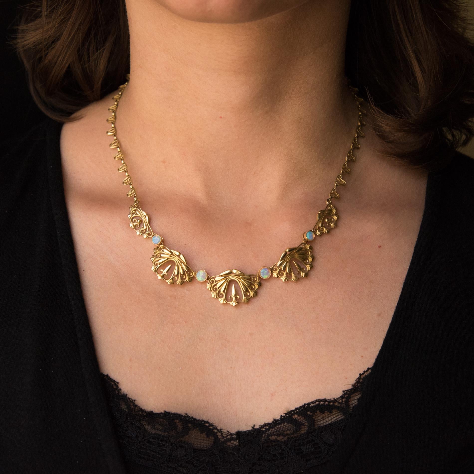 Art Nouveau 1900s French Art nouveau Opal Gold Drapery Necklace 