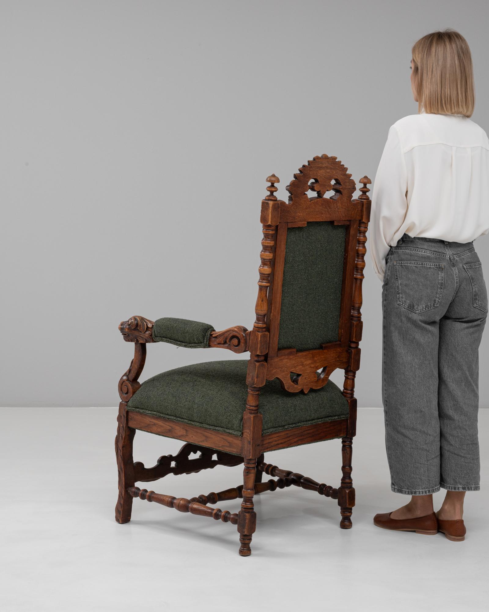 XX secolo Poltrona barocca francese del 1900 in Oak con cuscini imbottiti in vendita