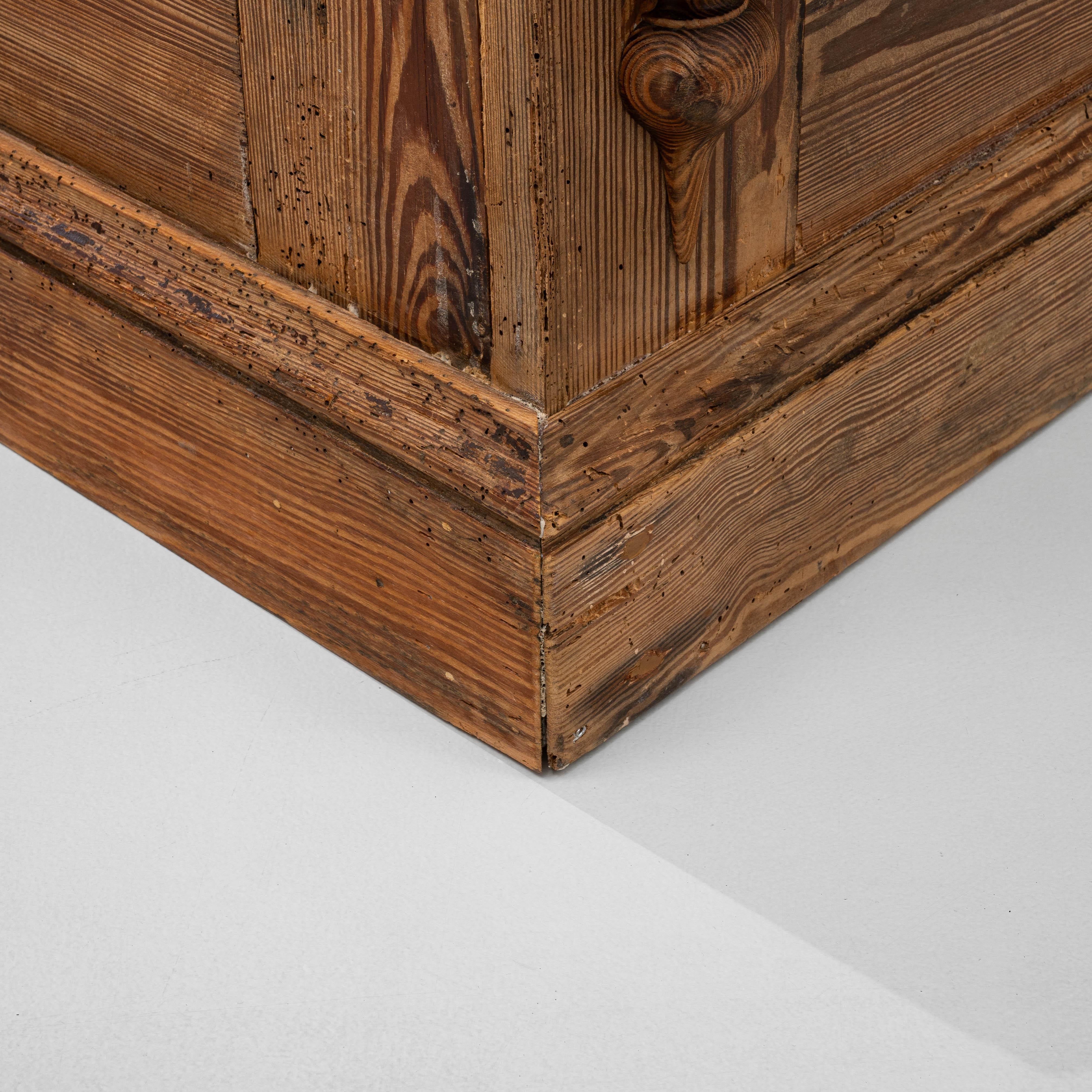 Mostrador de tienda de madera provincial belga francés de 1900 de Emile Lambot, Châtelet en venta 3
