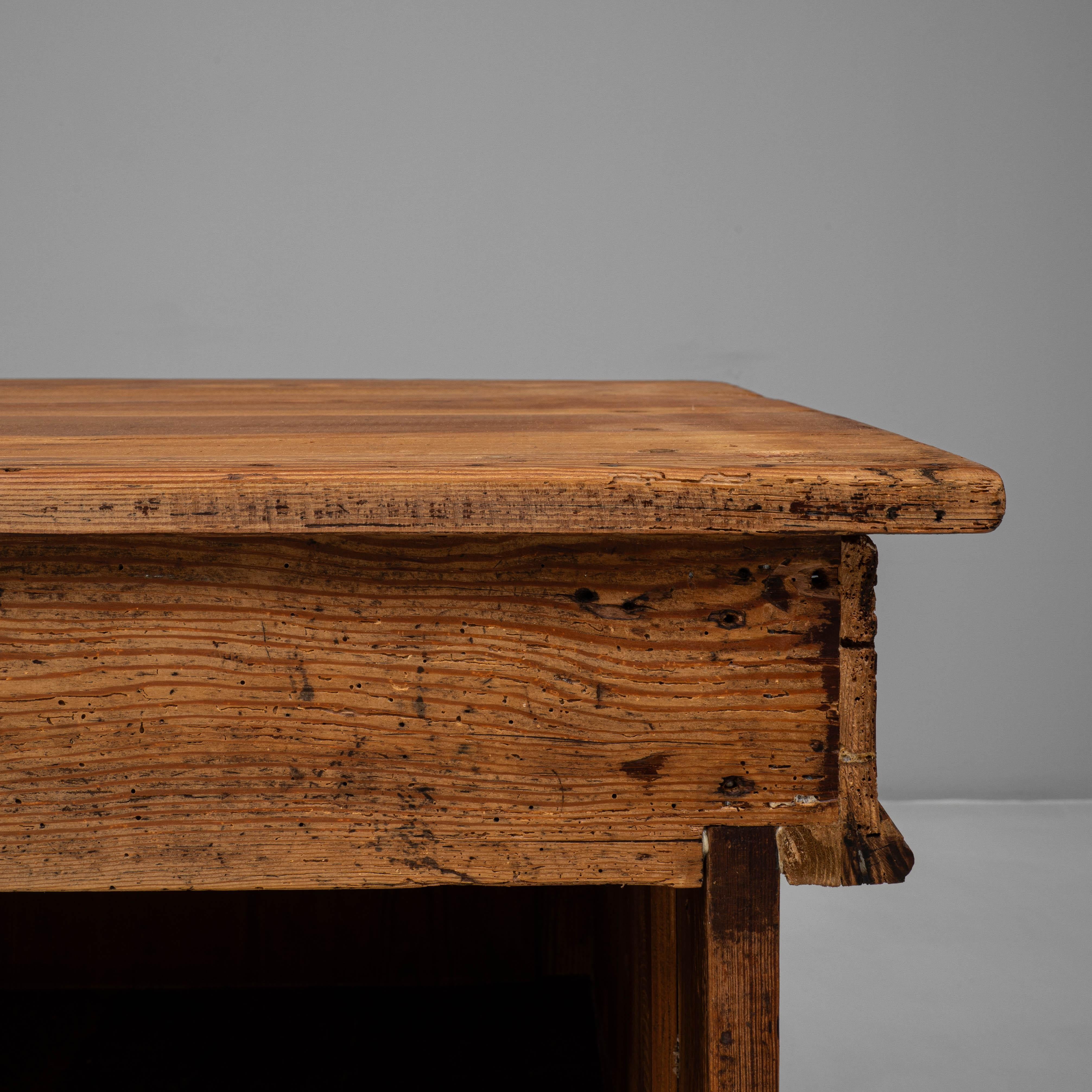 Mostrador de tienda de madera provincial belga francés de 1900 de Emile Lambot, Châtelet en venta 8