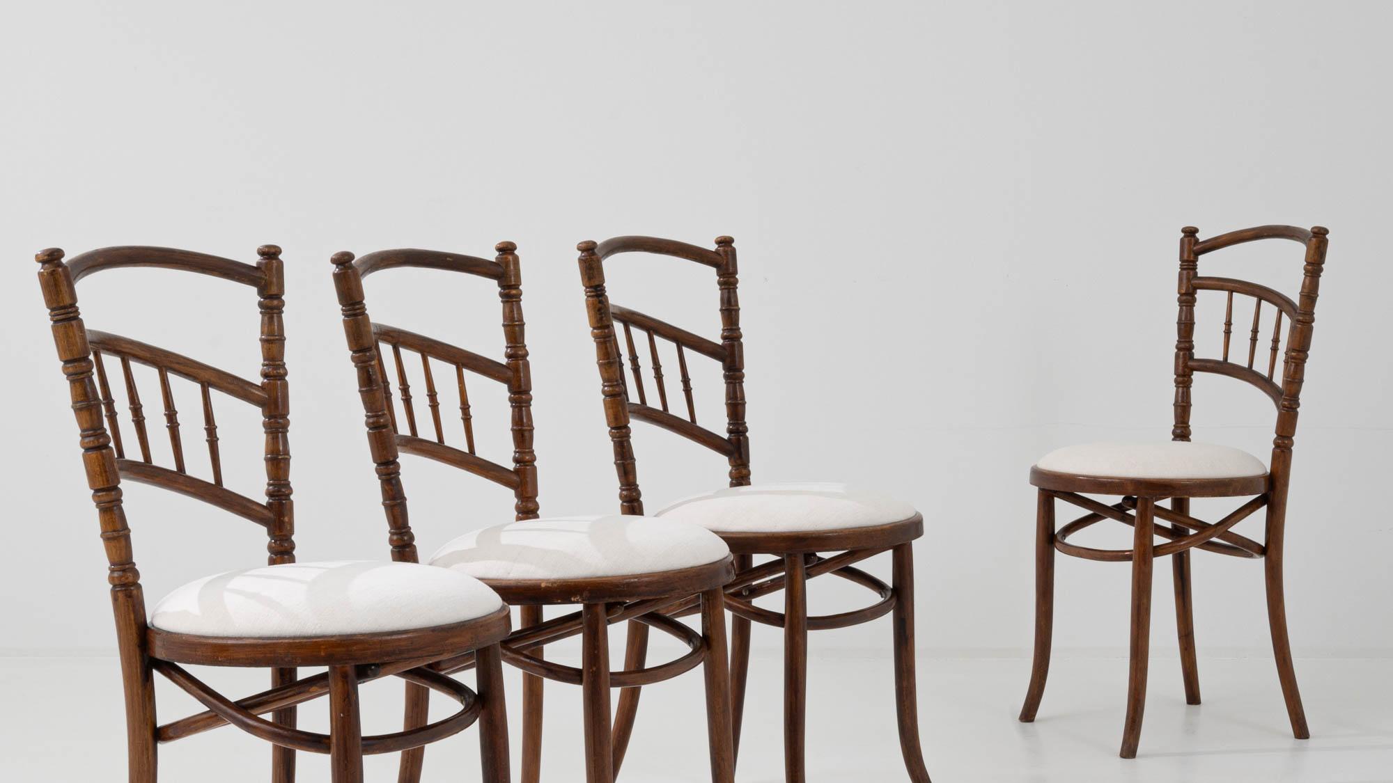 Early 20th Century 1900s French Bentwood Bistro Chairs, Set of Four