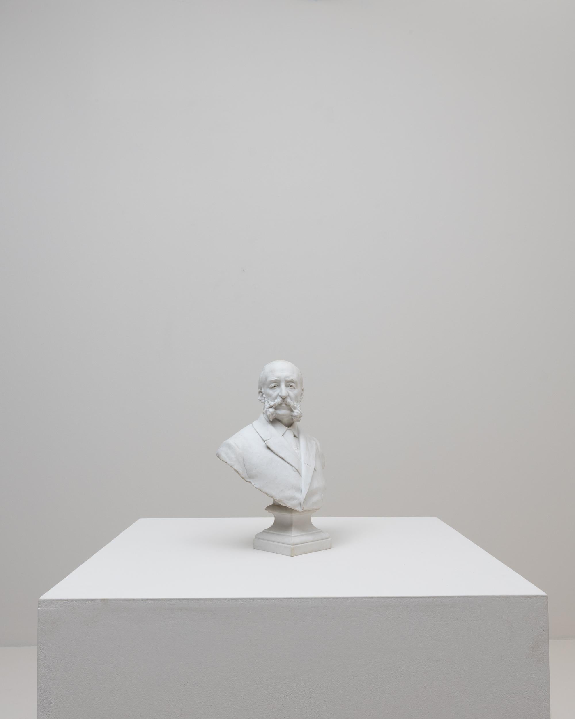 Busto di uomo in porcellana di Bisque francese del 1900 in vendita 1