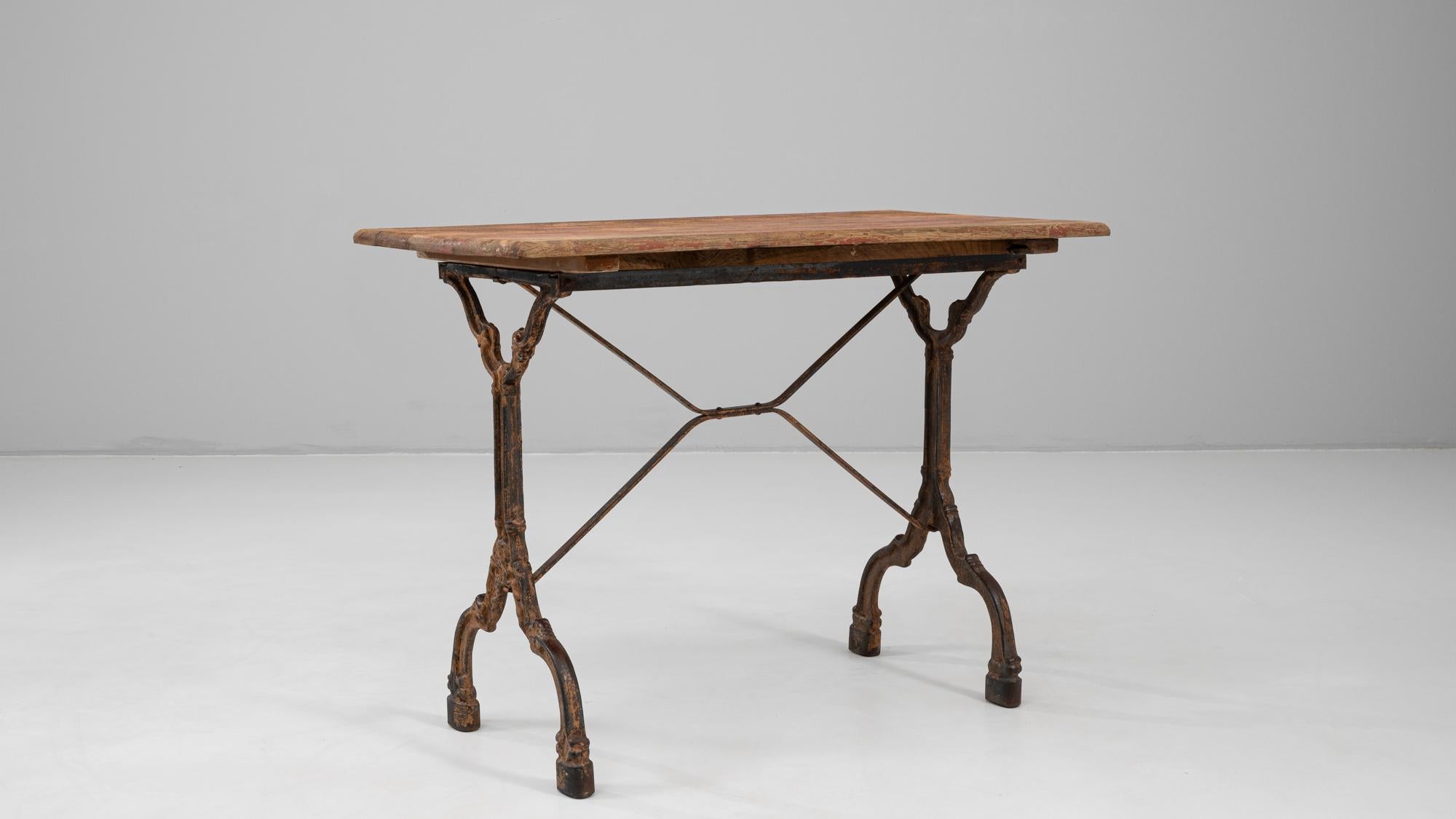 1900s French Bistro Table With Base Cast Iron & Wooden Top For Sale 3