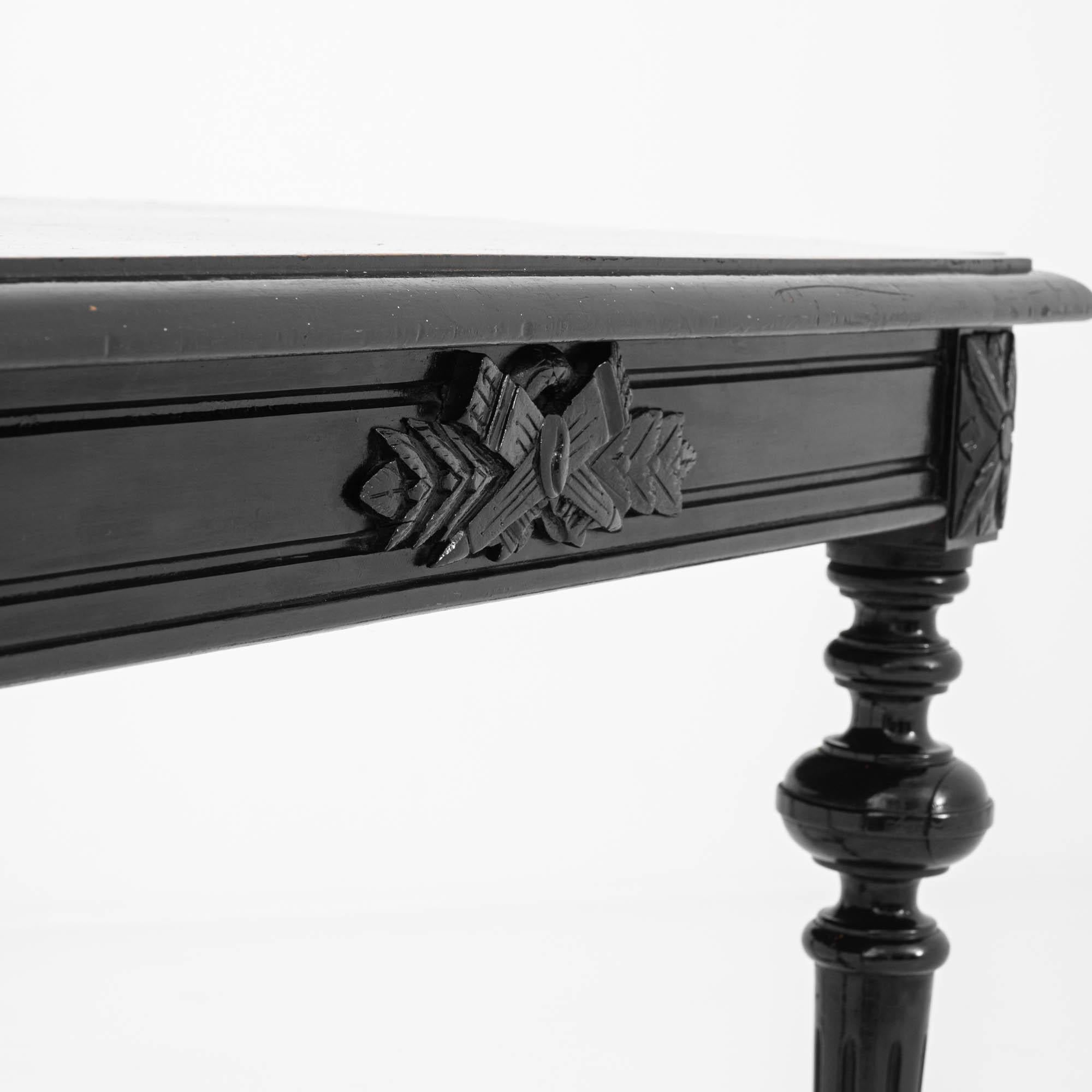 1900s French Black Lacquer Table on Wheels 6