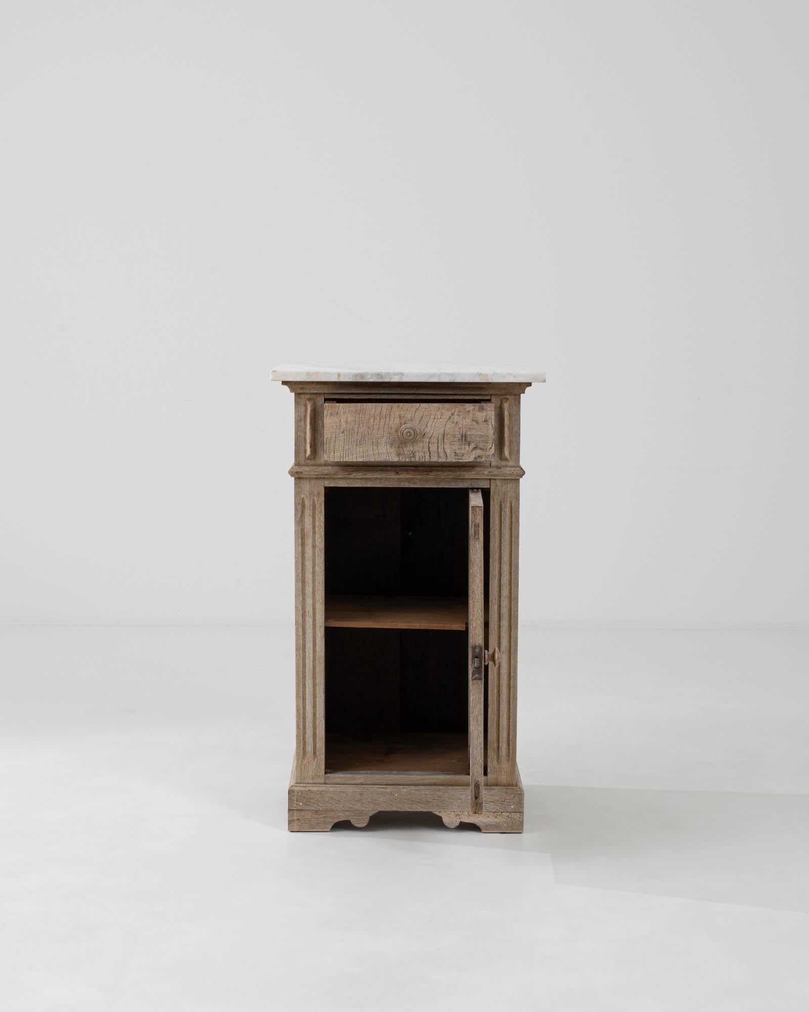 1900s French Bleached Oak Bedside Table With Marble Top In Good Condition For Sale In High Point, NC